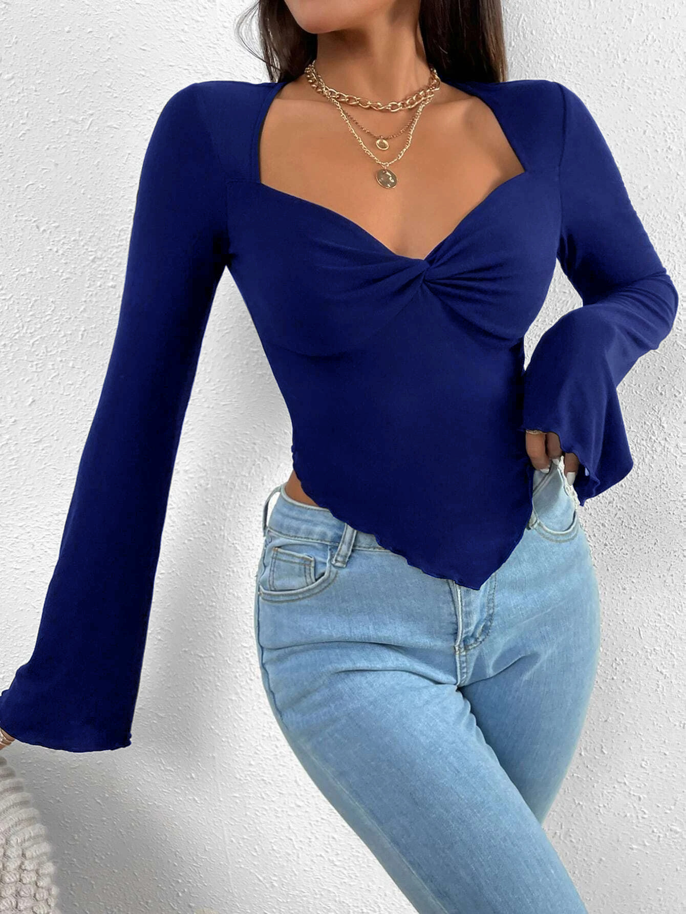Women’s Resort V-Neck Flare Sleeve Waist-Cinching Asymmetric Knit Long Sleeve T-Shirt Top