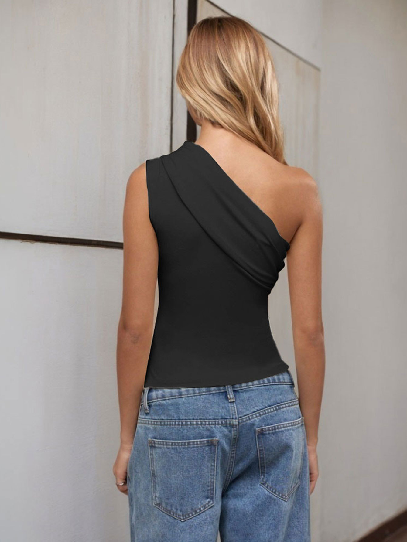 Ins Bestseller Cross-Border Women’s Sexy One-Shoulder T-Shirt – Spring/Summer New Arrival Asymmetric Off-Shoulder Pure & Flirty Top