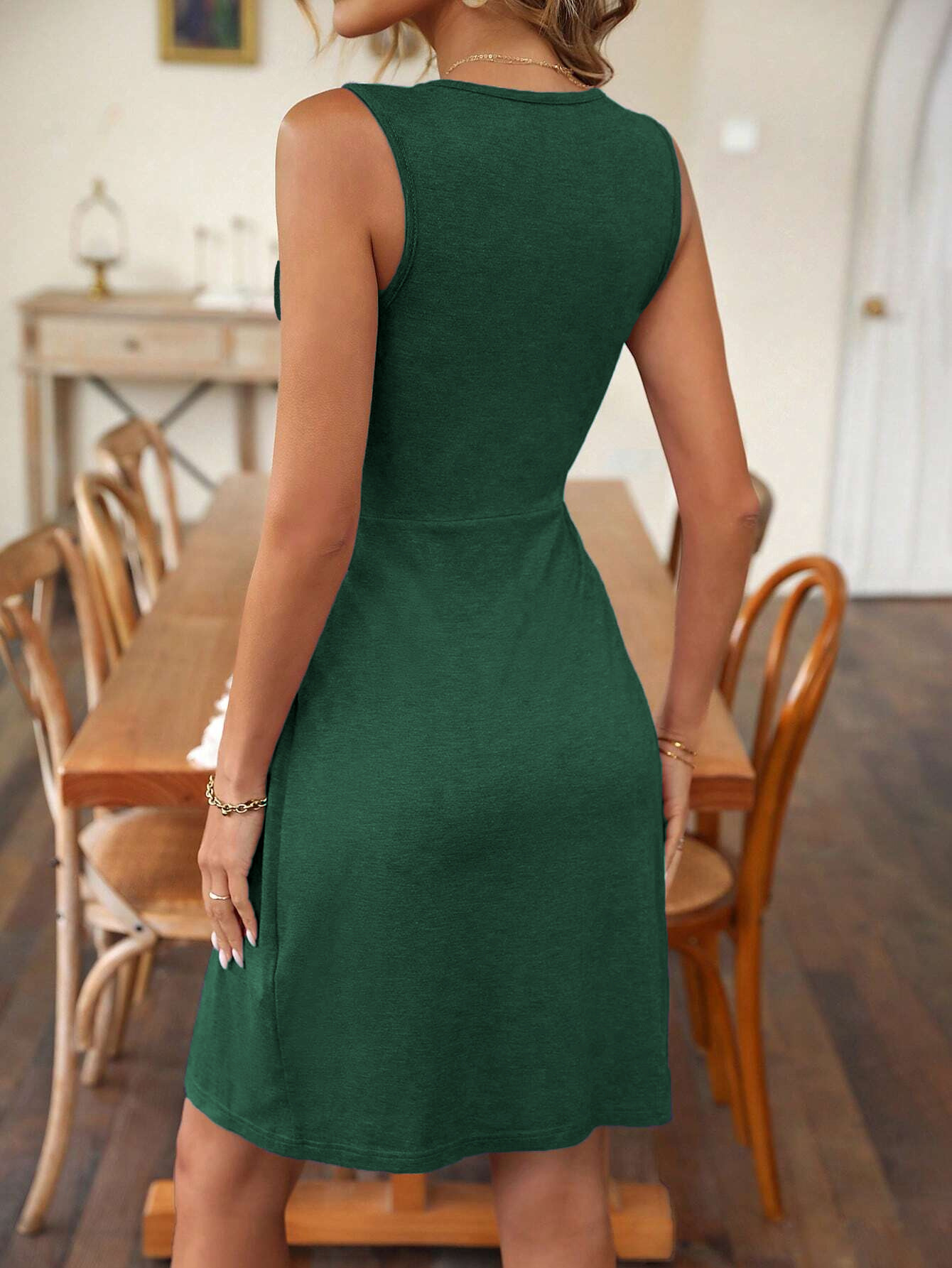 Women’s 2026 Knit Fabric Sexy Hot Girl Designer Chest Twist Knot Ruched Waist-Cinching Slimming Dress