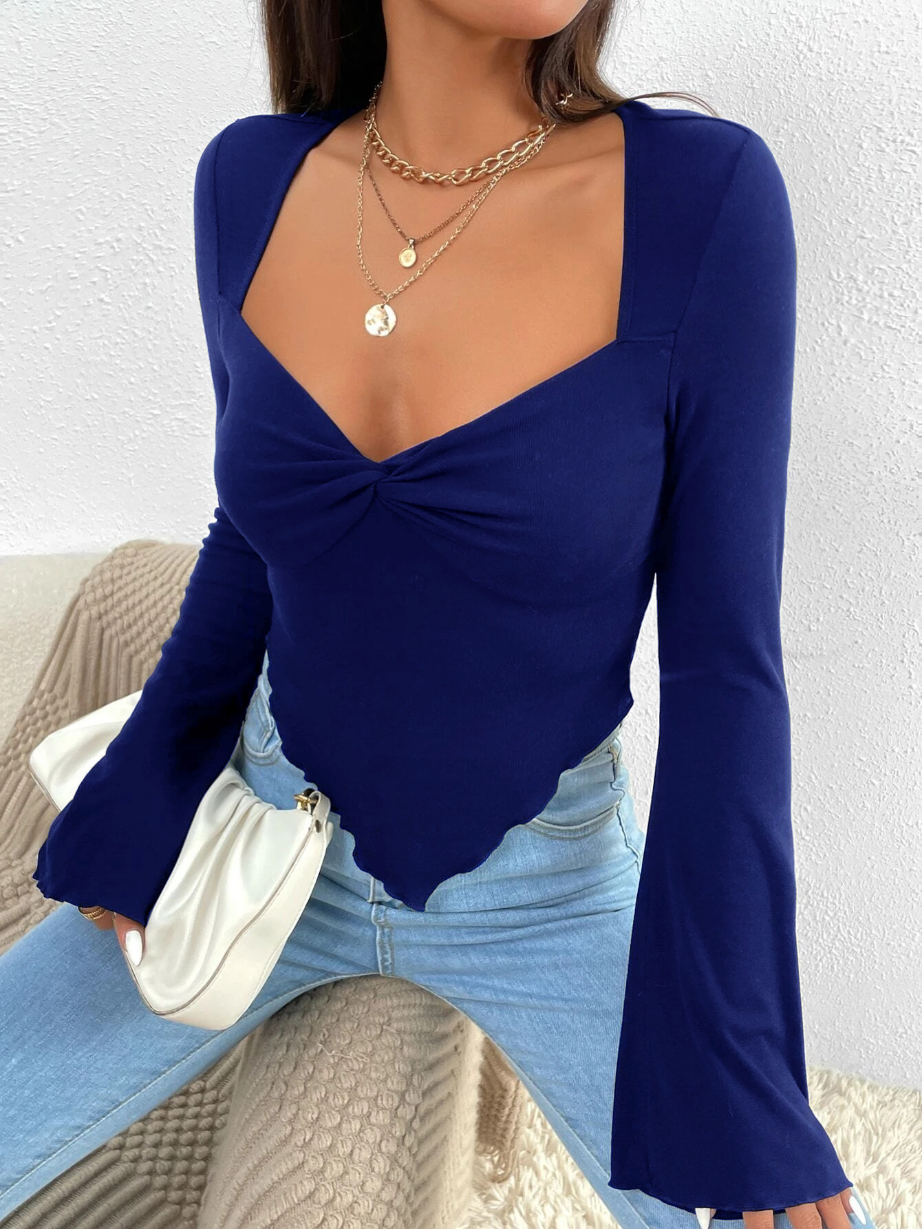 Women’s Resort V-Neck Flare Sleeve Waist-Cinching Asymmetric Knit Long Sleeve T-Shirt Top