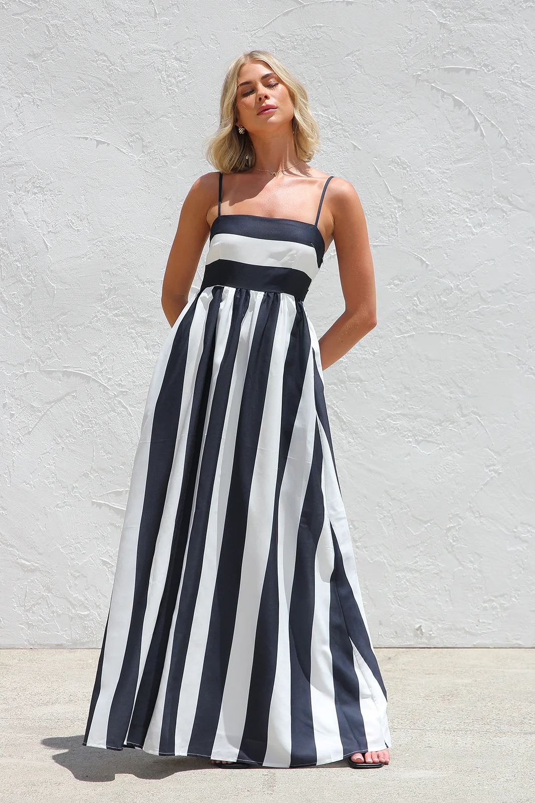 Women’s Summer New Arrival Striped Print Off-Shoulder Camisole Dress
