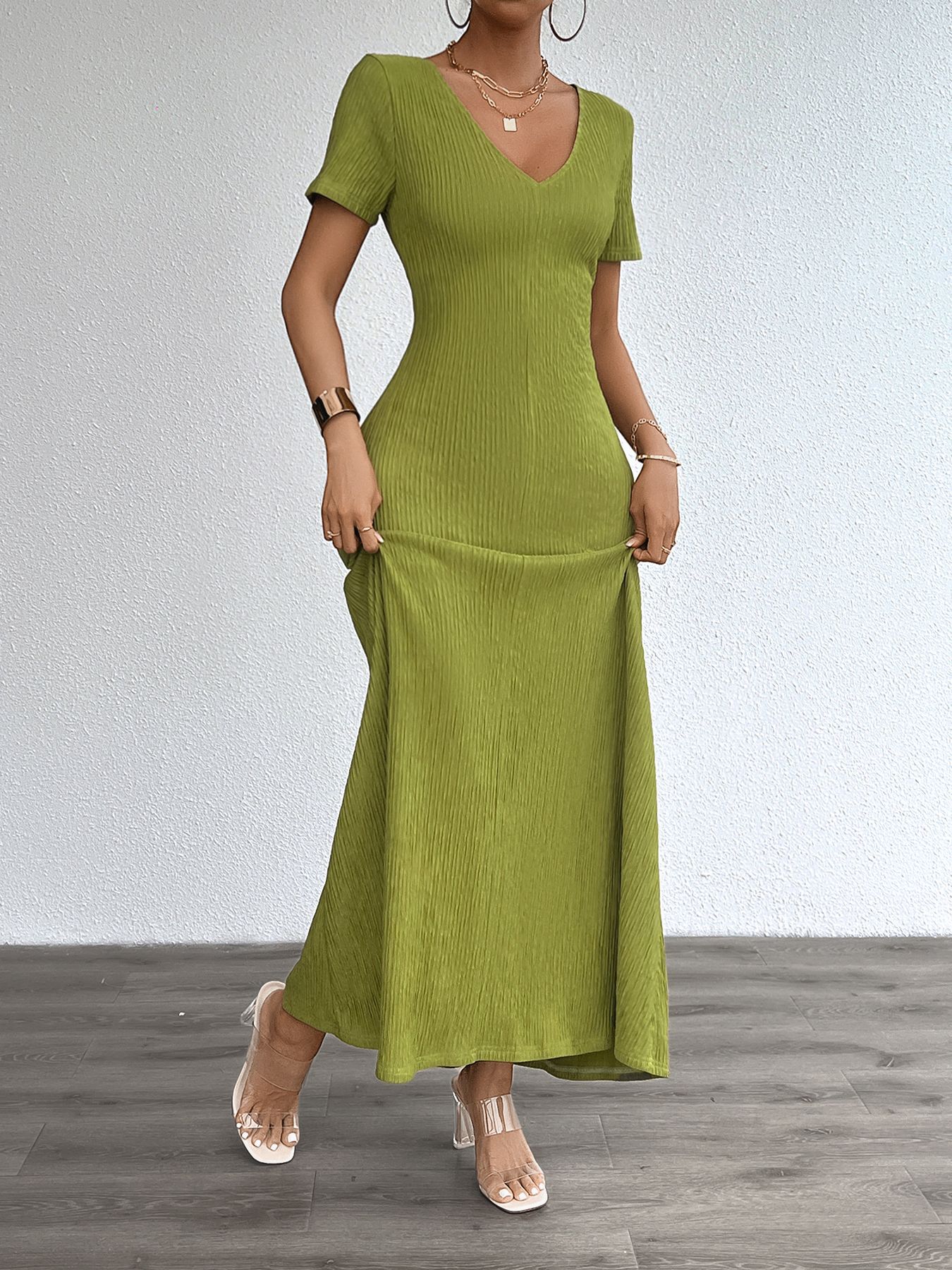 Women’s Plus Size Solid Sexy Deep V-Neck Short Sleeve Long Dress – Summer New Arrival Bestseller