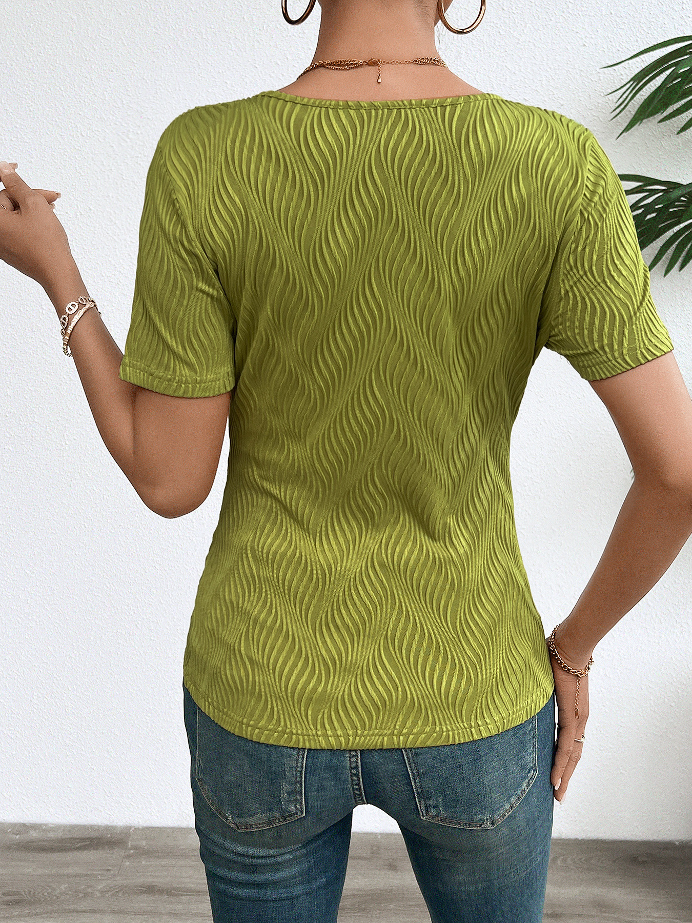Women’s Spring/Summer Elegant Ribbed Pullover Long Sleeve V-Neck Slim-Fit T-Shirt