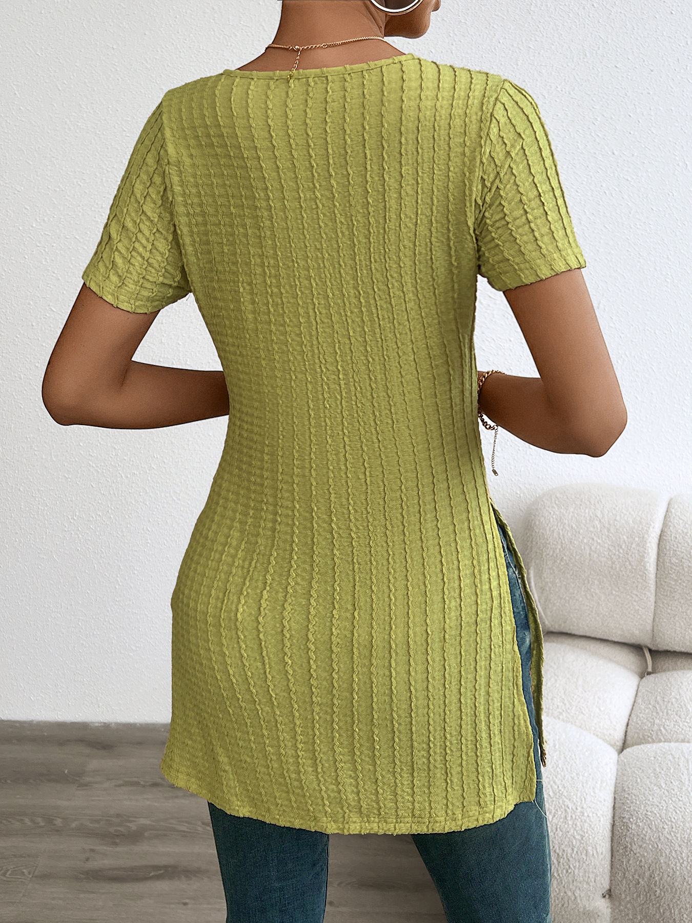 Women’s Plus Size Solid V-Neck Short Sleeve Slit Ribbed Sanded T-Shirt