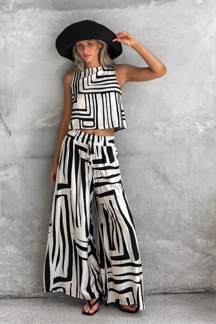 Women’s Summer New Arrival Geometric Print Casual Loose Tank Top Wide-Leg Straight Pants Set
