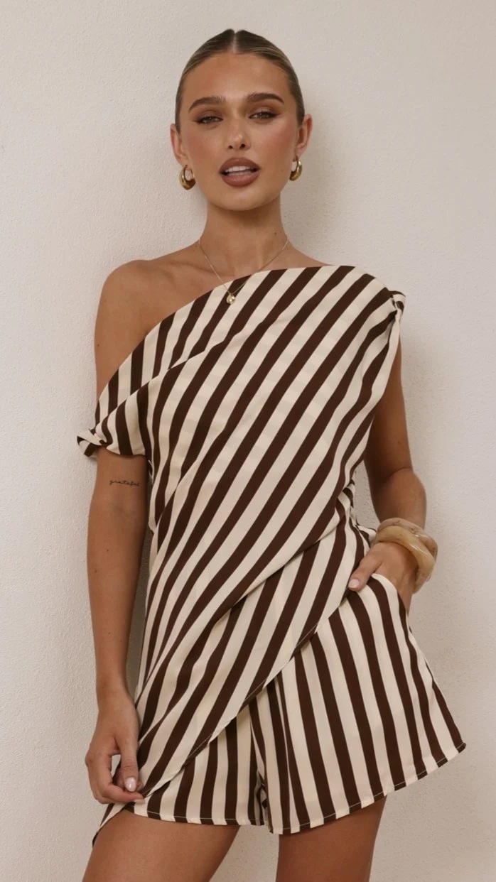 Women’s Summer New Arrival Printed Asymmetric Casual Top Loose Shorts Set