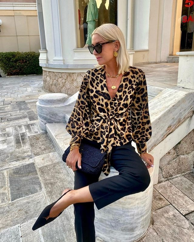 Women’s Leopard Print Tie V-Neck Elegant Long Sleeve Shirt
