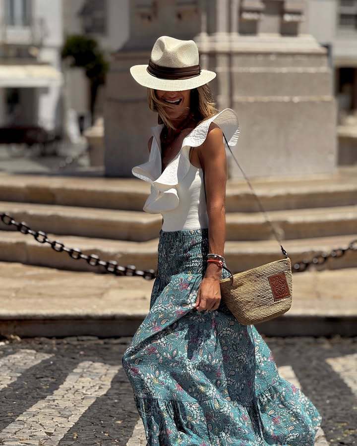 Women’s Summer New Arrival Print Shirred Elastic Waist Flared Long Skirt