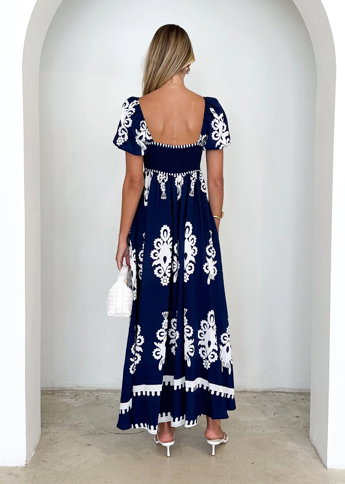 Women’s Summer Resort Style Printed Beach Dress – Shirred Dress