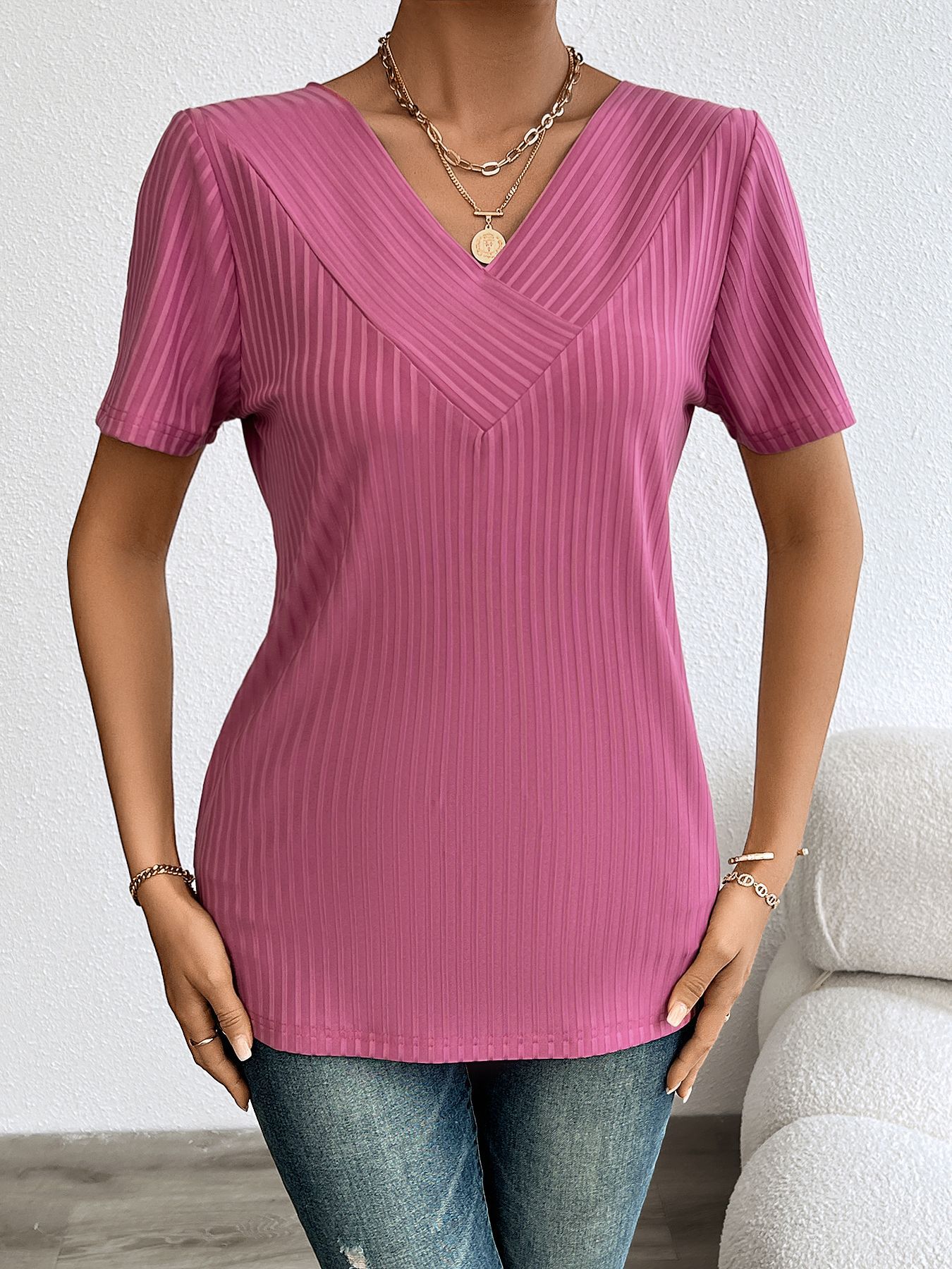 Women’s Plus Size Short Sleeve V-Neck Casual Ribbed Knit T-Shirt