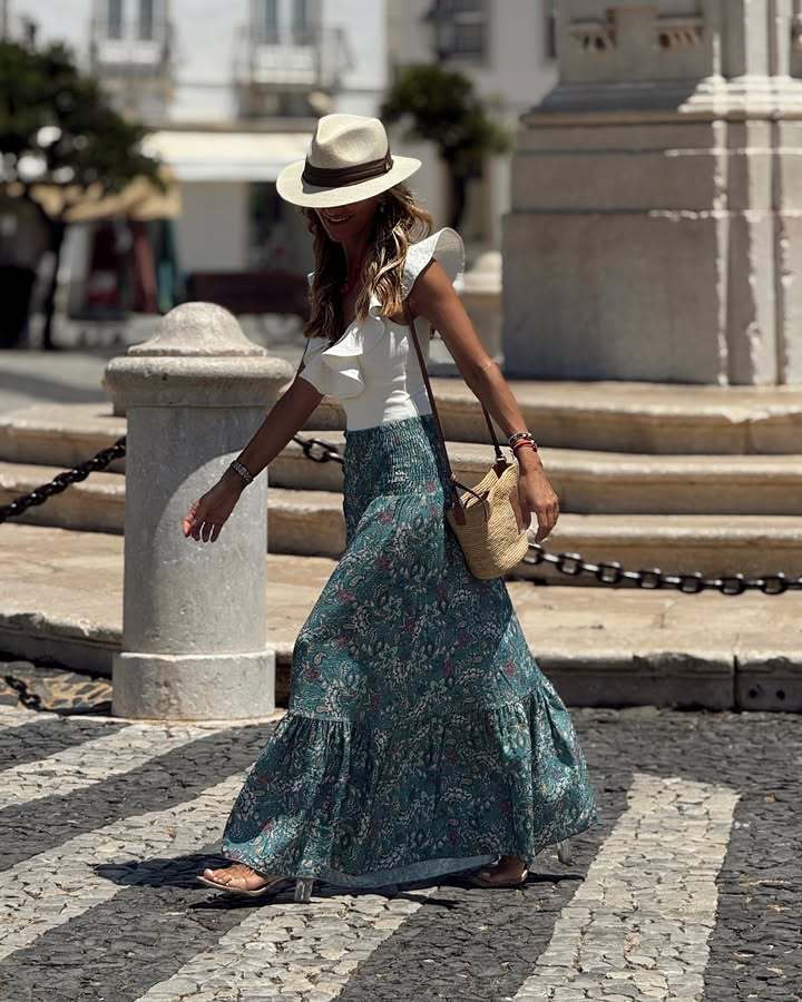 Women’s Summer New Arrival Print Shirred Elastic Waist Flared Long Skirt