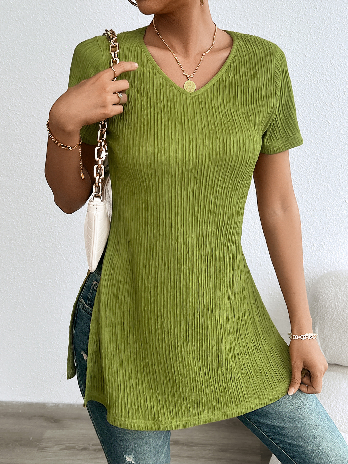 Women’s Plus Size Solid V-Neck Short Sleeve Slit Ribbed Sanded T-Shirt