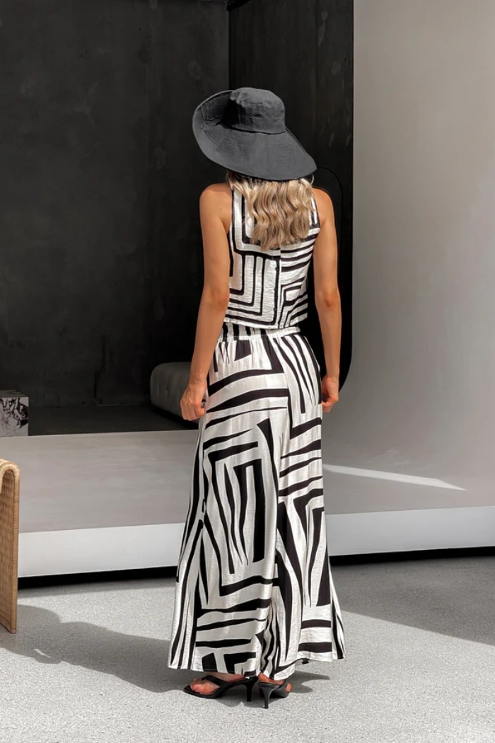 Women’s Summer New Arrival Geometric Print Casual Loose Tank Top Wide-Leg Straight Pants Set