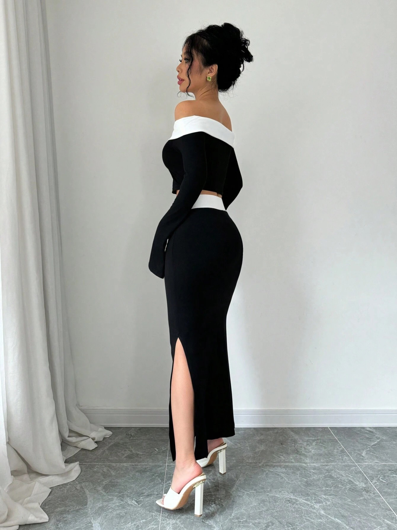 Women’s Sexy Off-Shoulder Color-Block Two-Piece Dress – New Slim-Fit High-Waist Slit Skirt Fashion Set