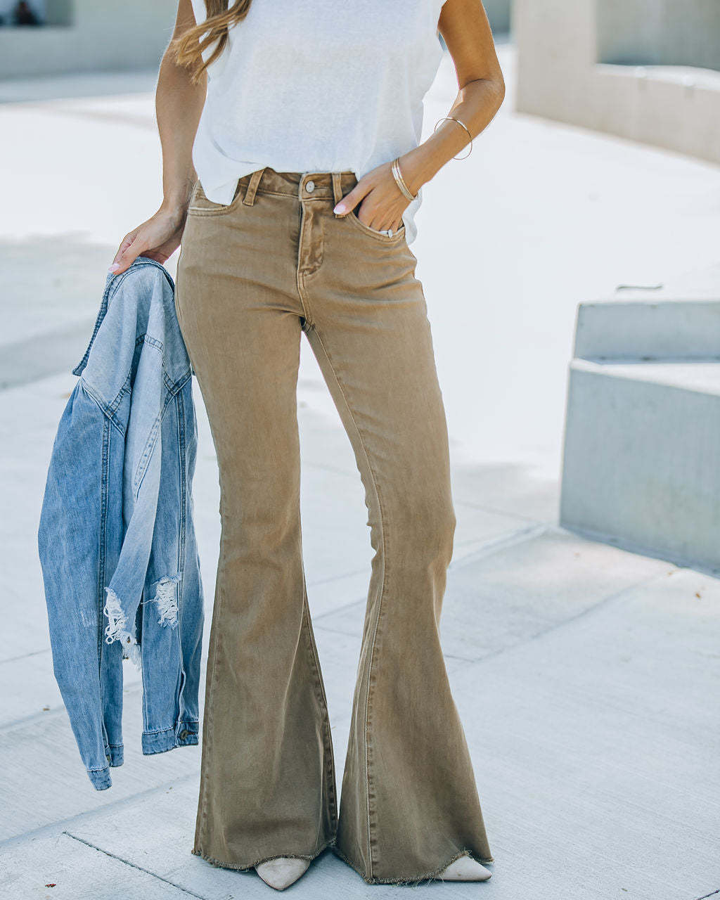 Women’s High-Waist Loose Straight-Leg Floor-Length Vintage Flared Jeans – Fall/Winter New Arrival