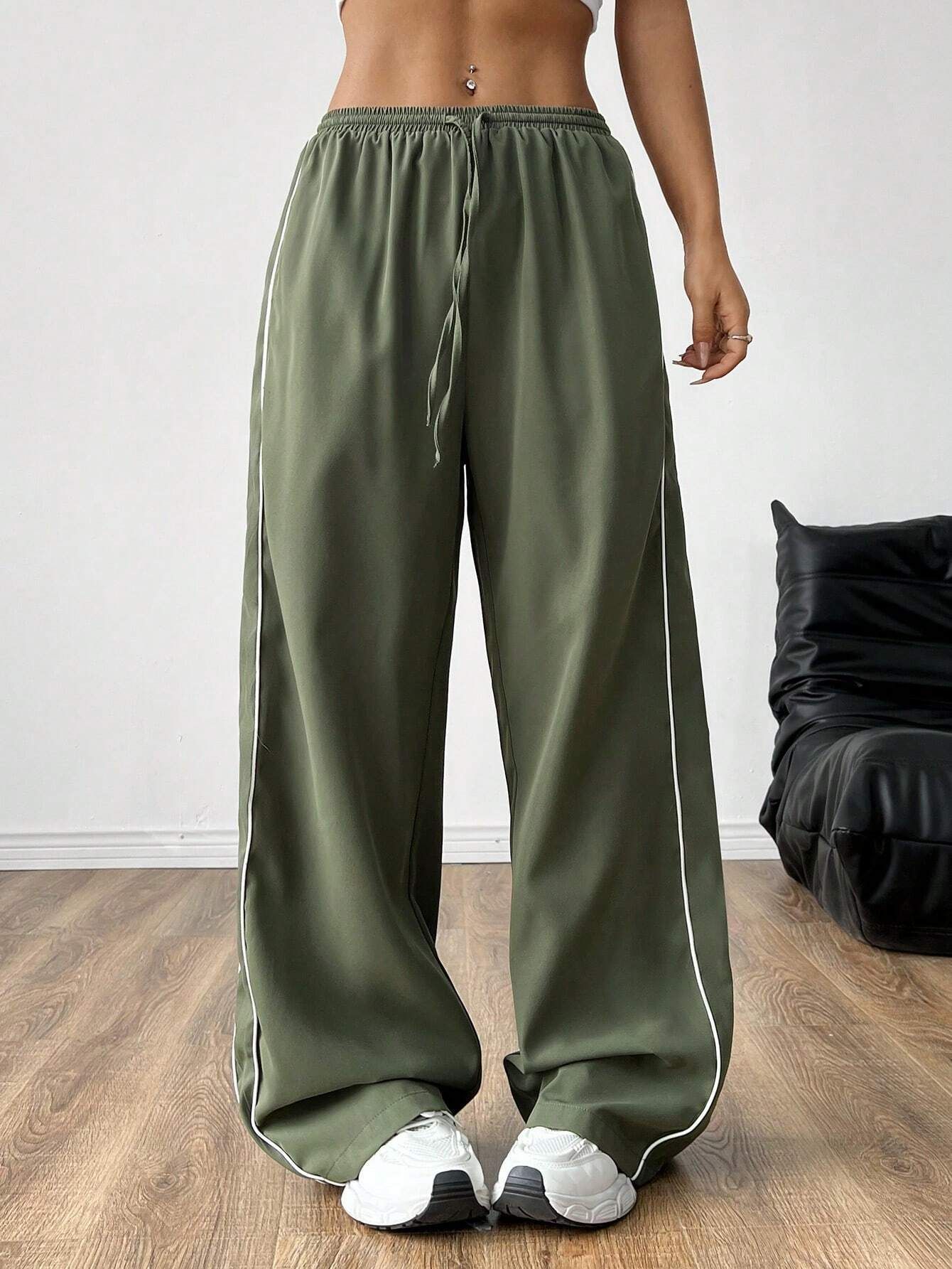 Women’s 2026 Spring/Summer Casual Loose Elastic Waist Design Side Color-Block Insert Wide-Leg Pants