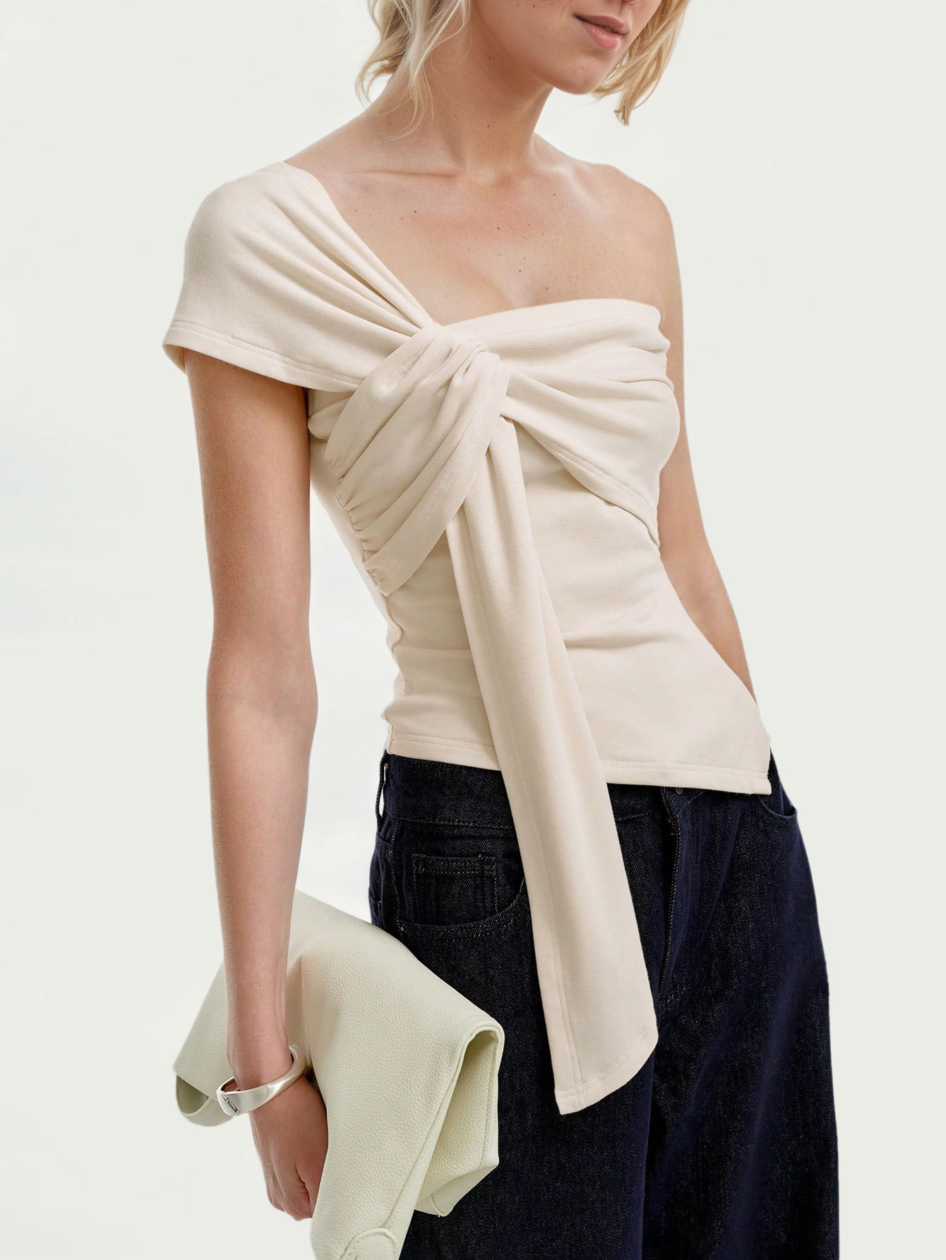 Women’s Summer Cool Elegant Chic Style T-Shirt – Off-Shoulder Sexy Sleeveless Top