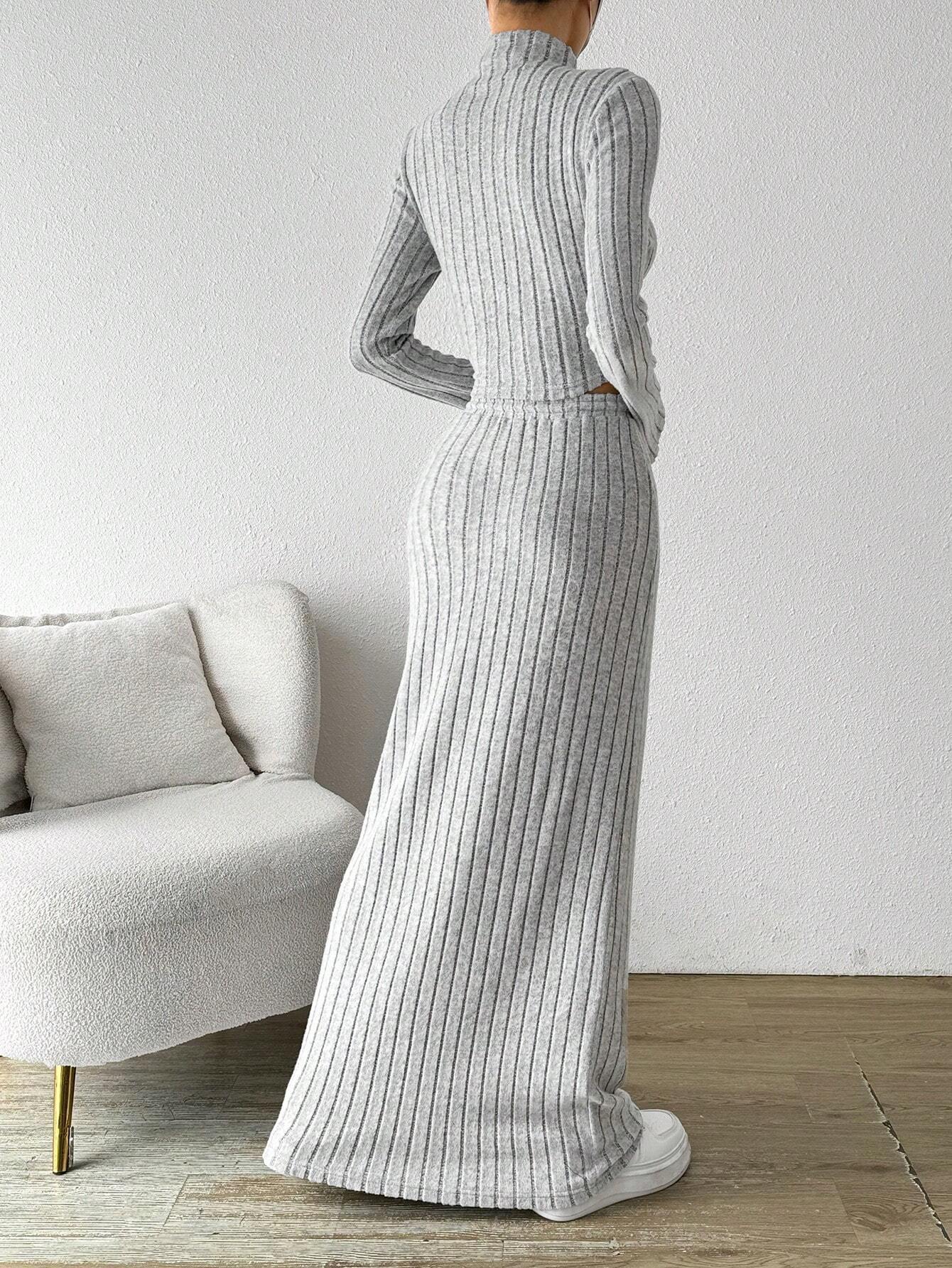 Women’s Minimalist Casual Fashion Set – 2026 Spring/Summer New Arrival Versatile Commuter Knit Two-Piece Set