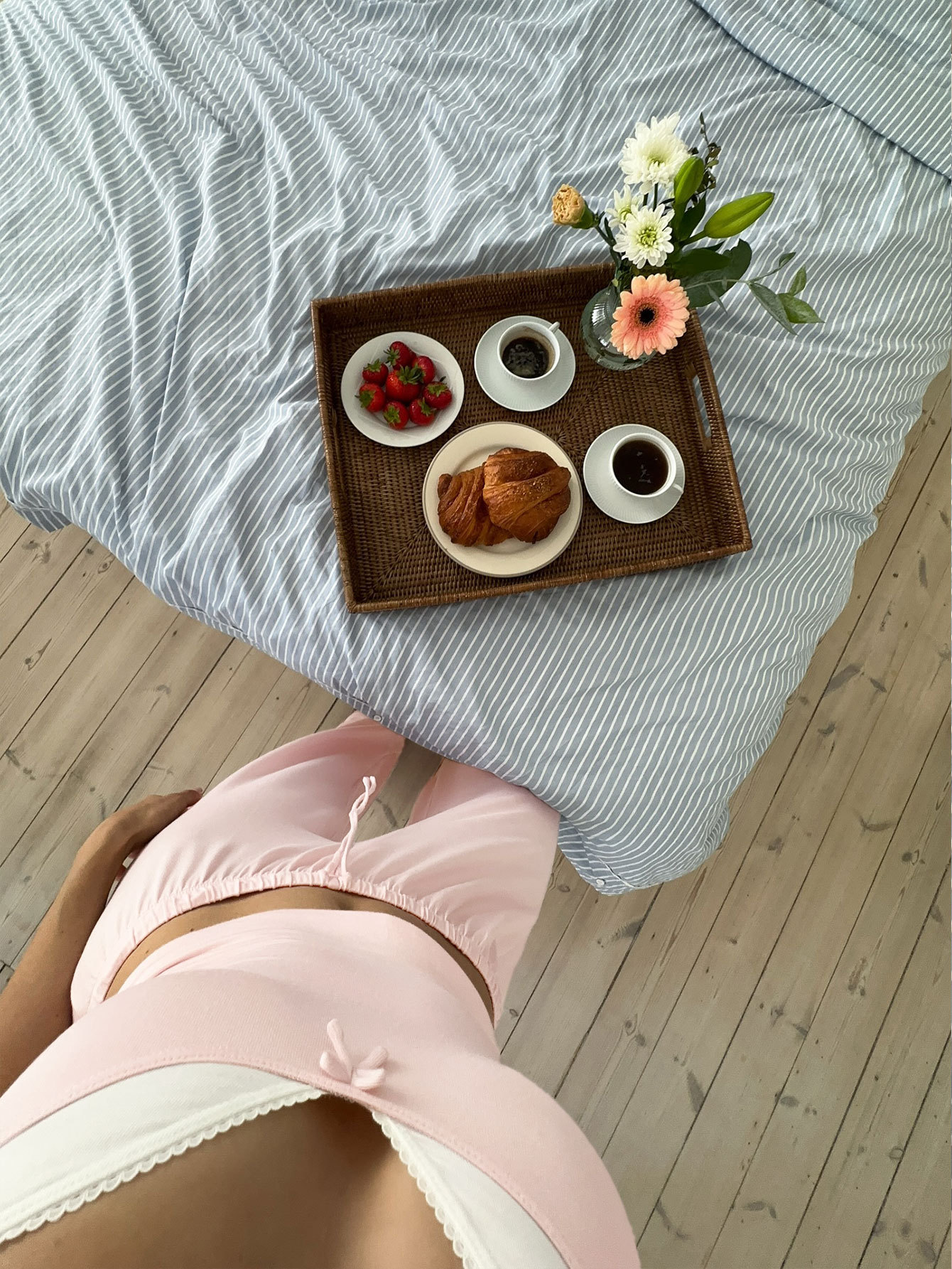 Women’s Soft Style Pink Patchwork Camisole with Wide-Leg Pants Set – Summer Comfortable Two-Piece Set