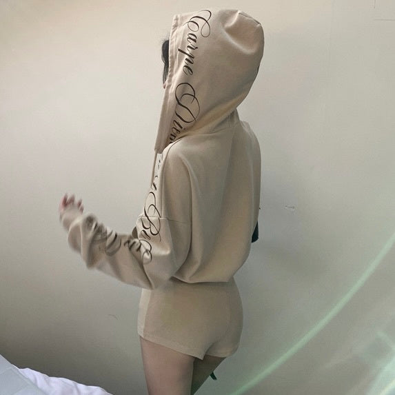 Engraved zipper hooded sweatshirt and shorts mry001519