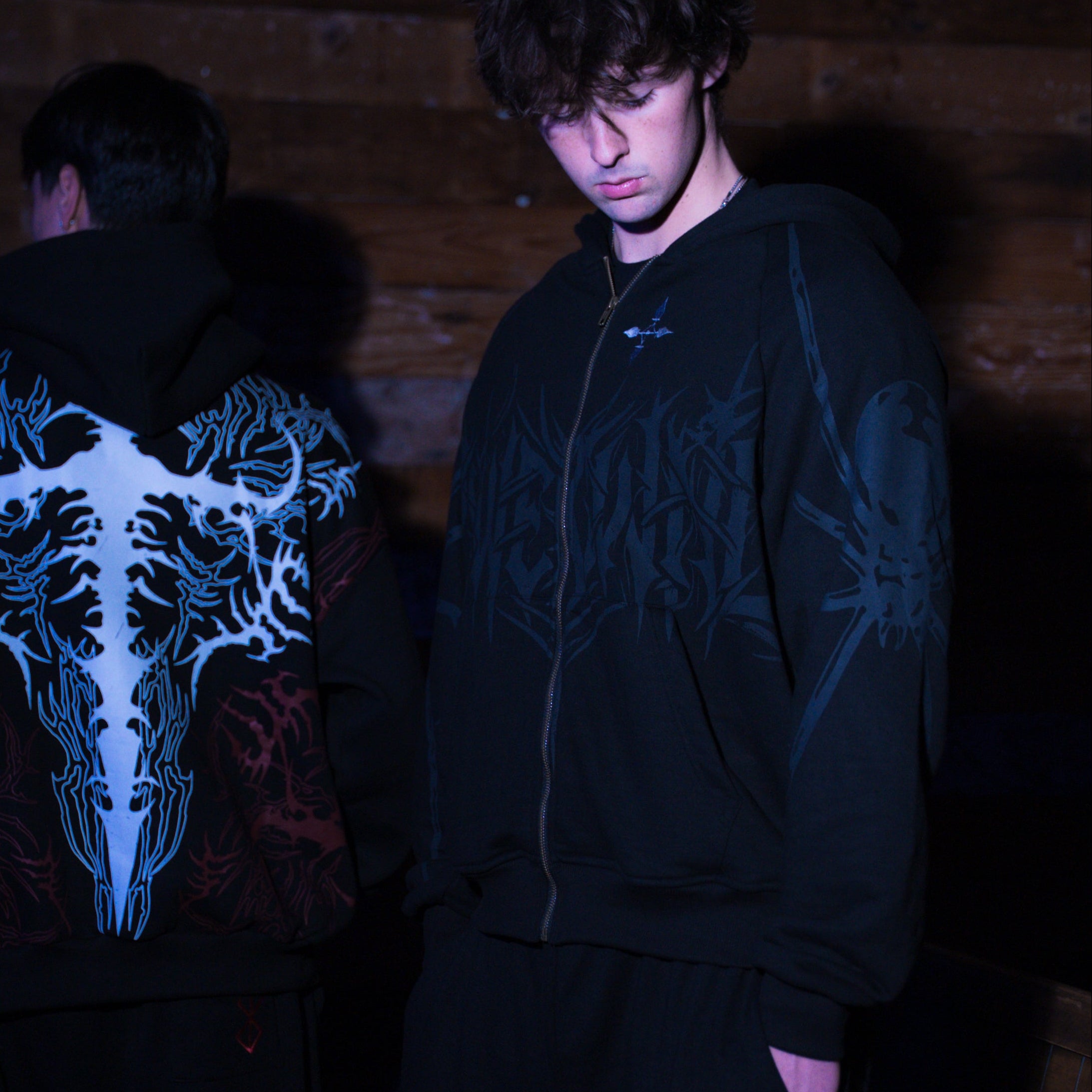 "PHANTOM" ZIPUP