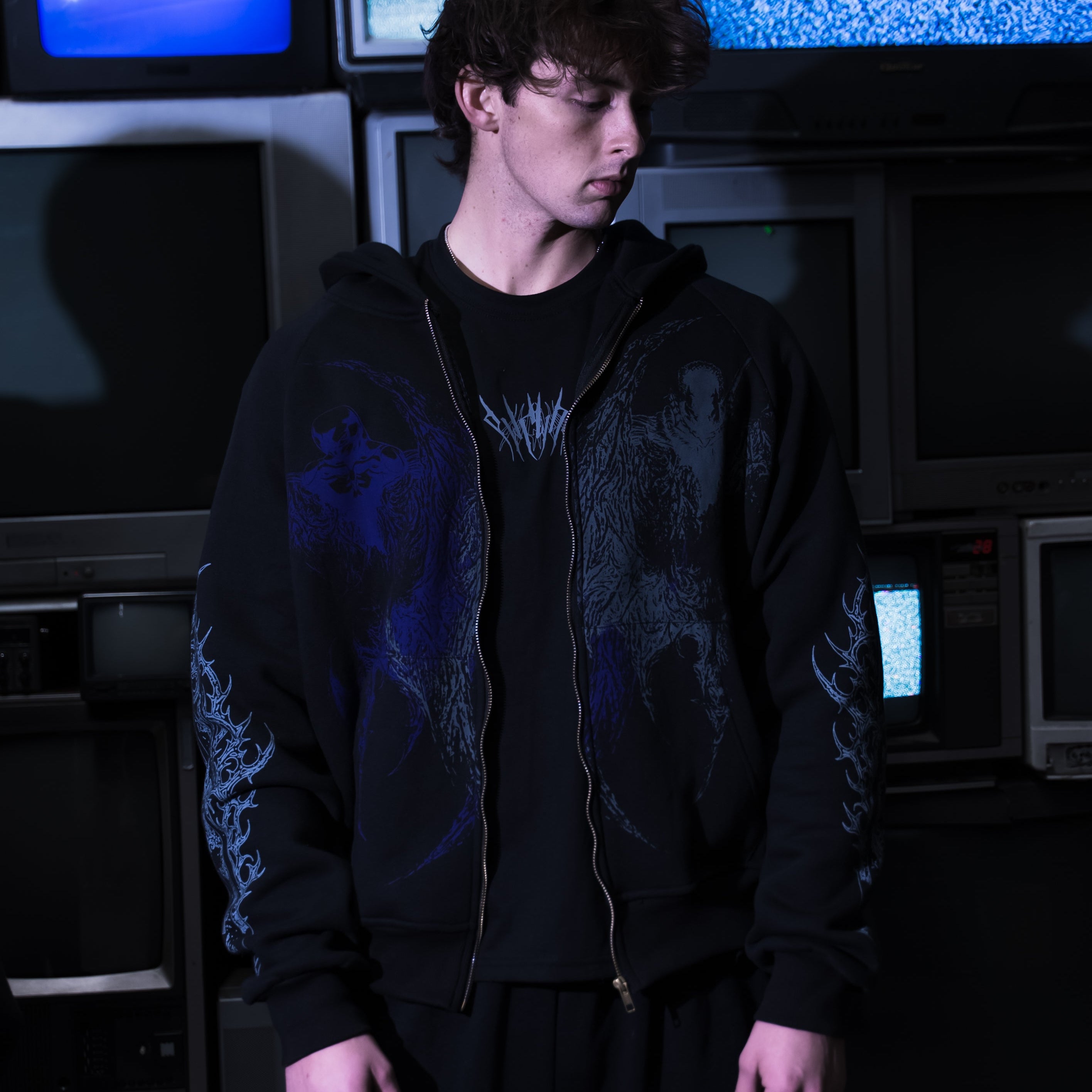 "BERSERK" ZIPUP