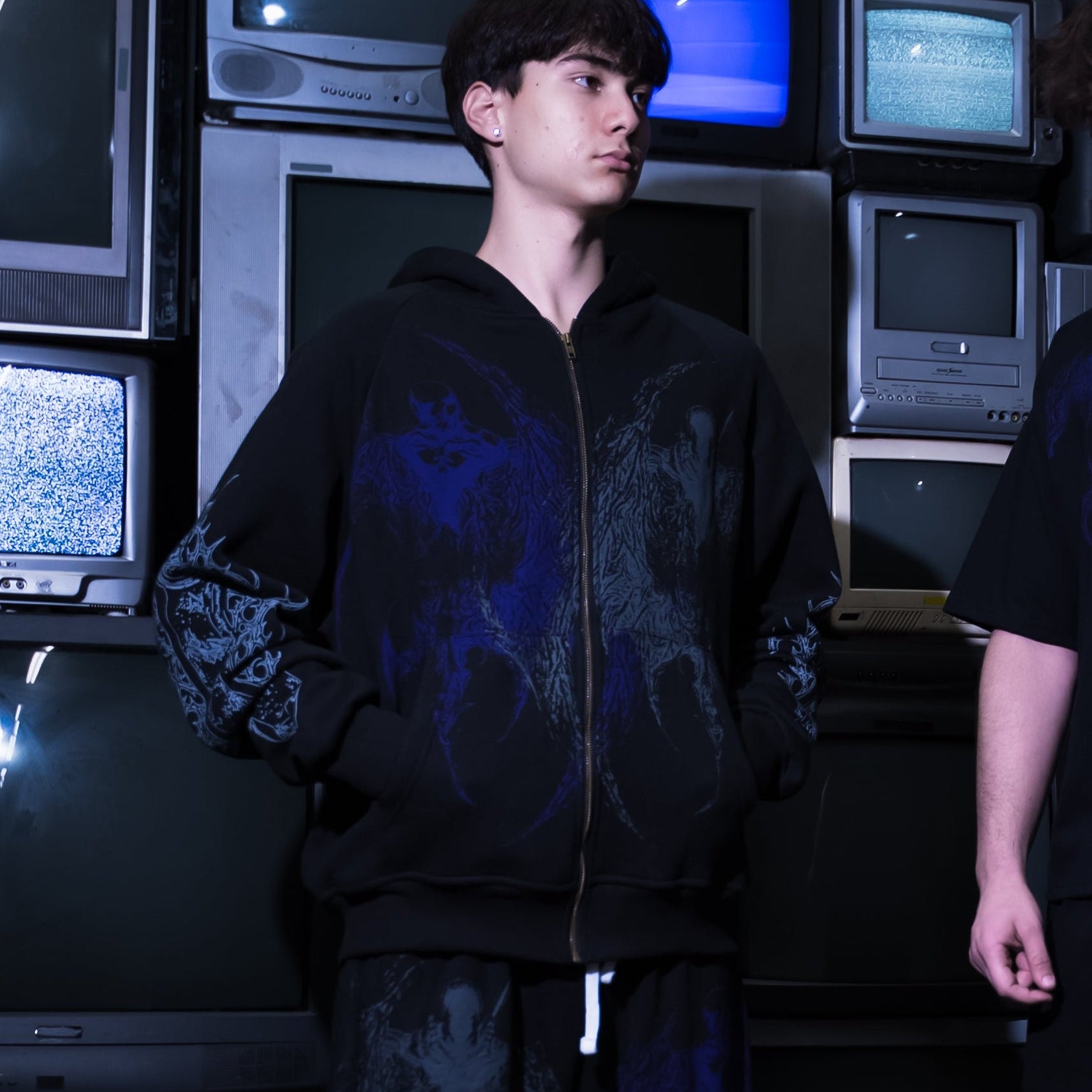 "BERSERK" ZIPUP