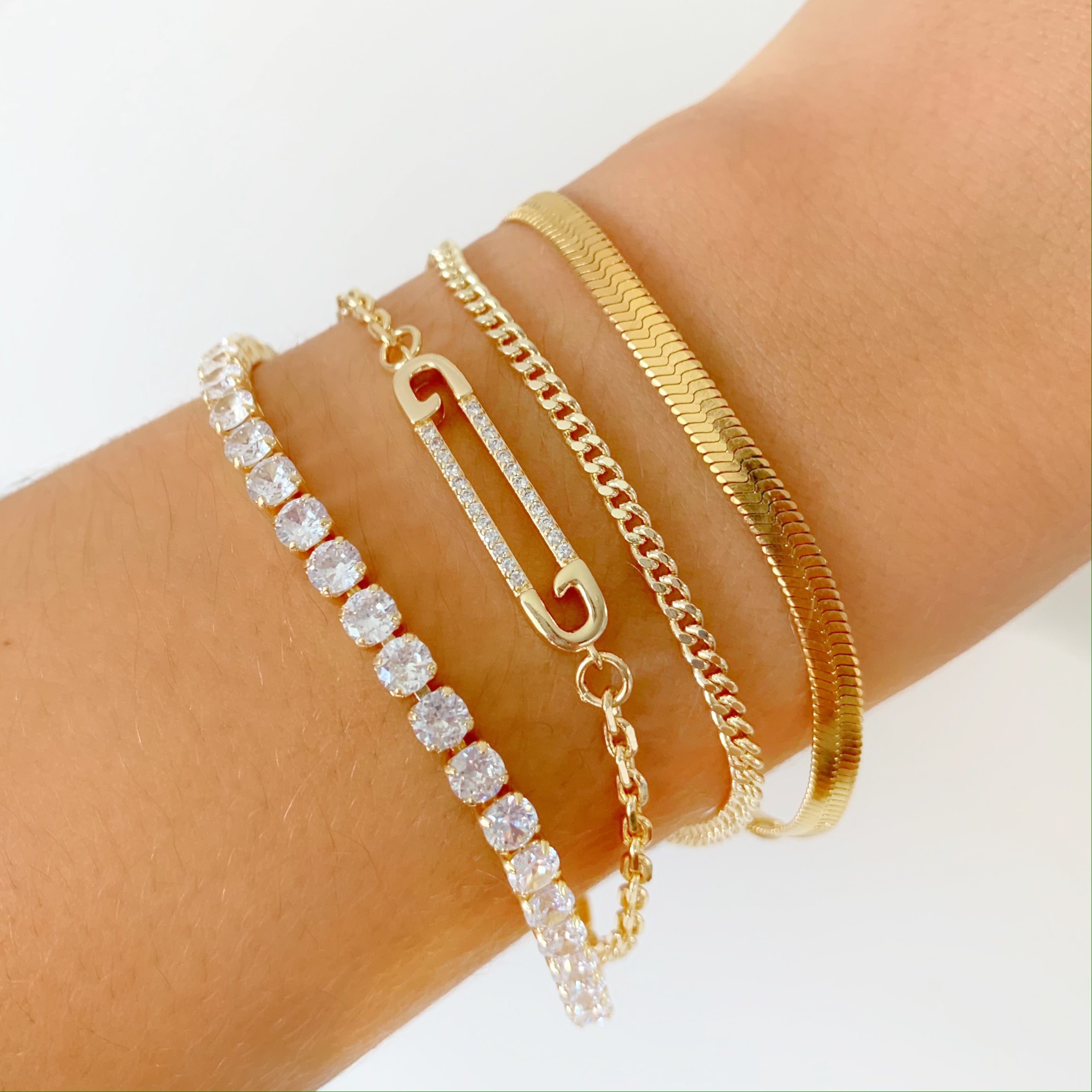 Pin It Bracelet-Chicira