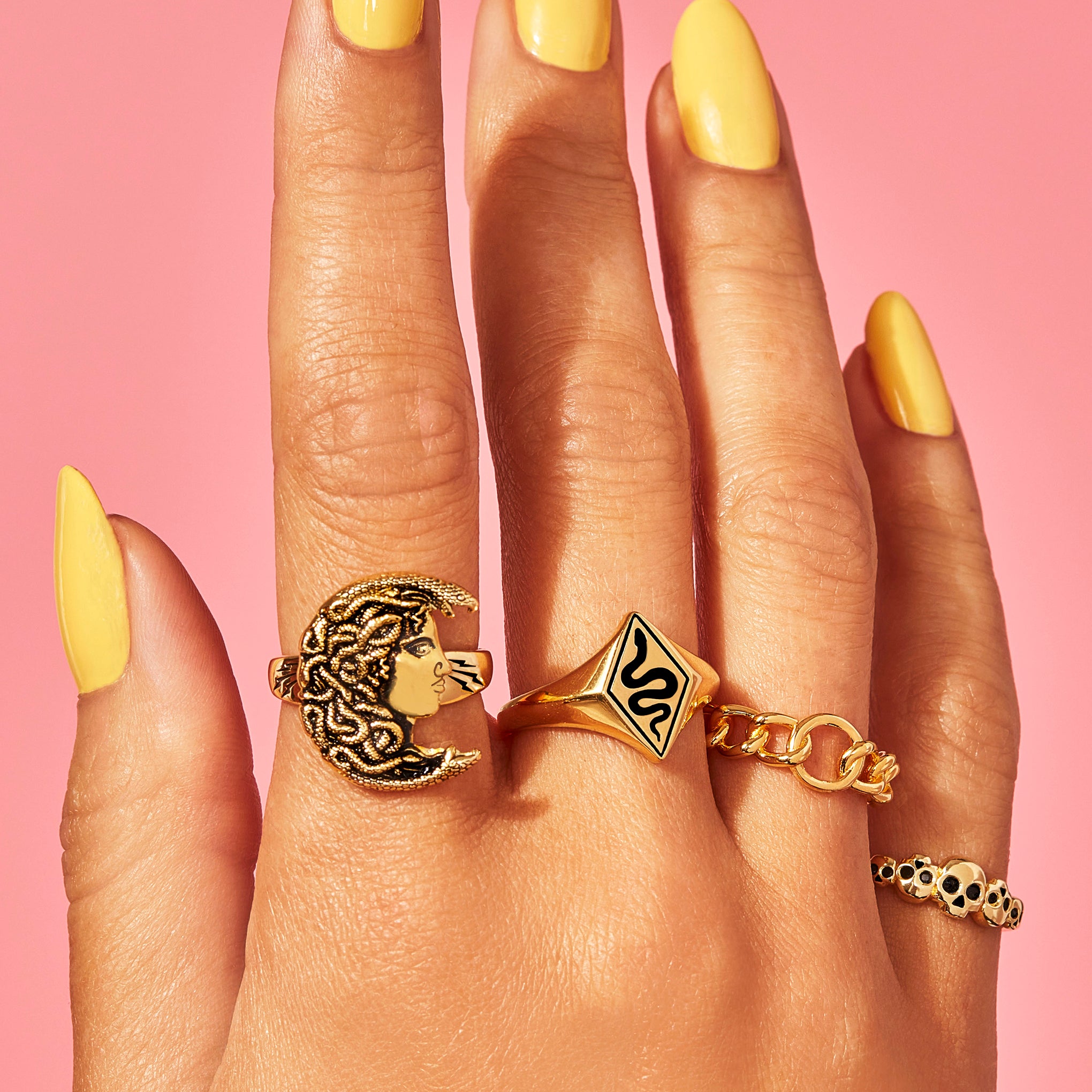 Medusa Ring-Chifina