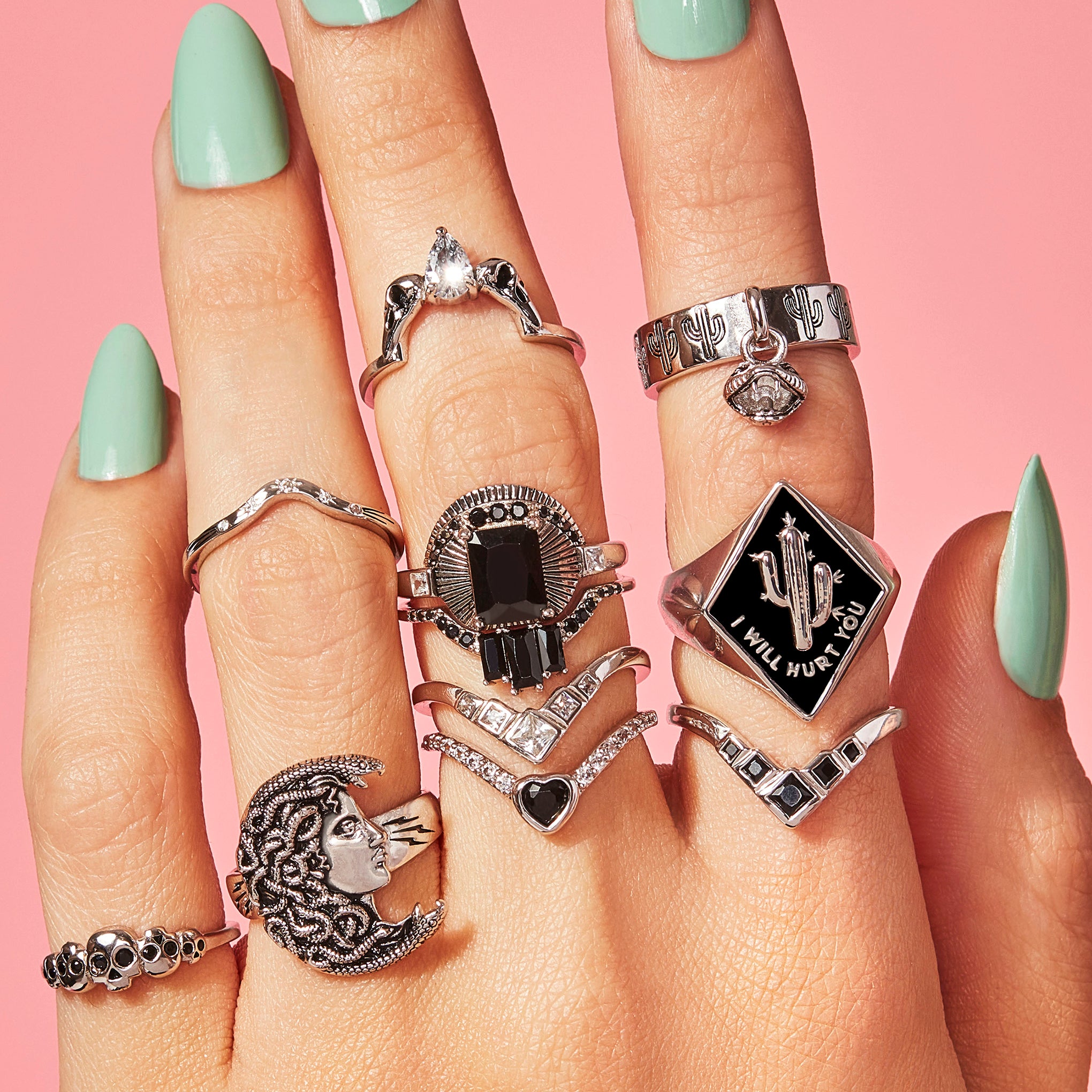 Medusa Ring-Chifina
