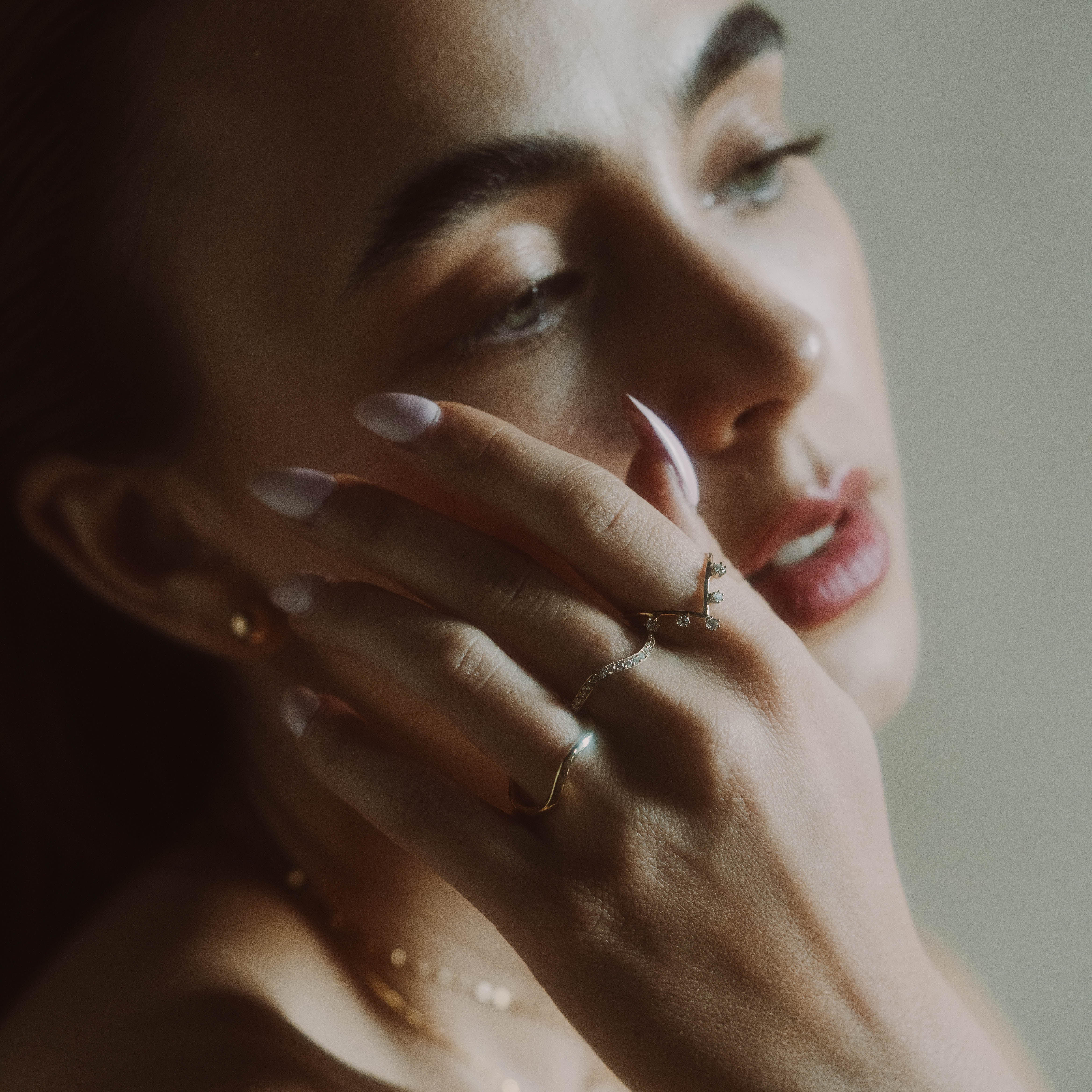 14k Low Tide Curved Band with Diamonds-Koogrl