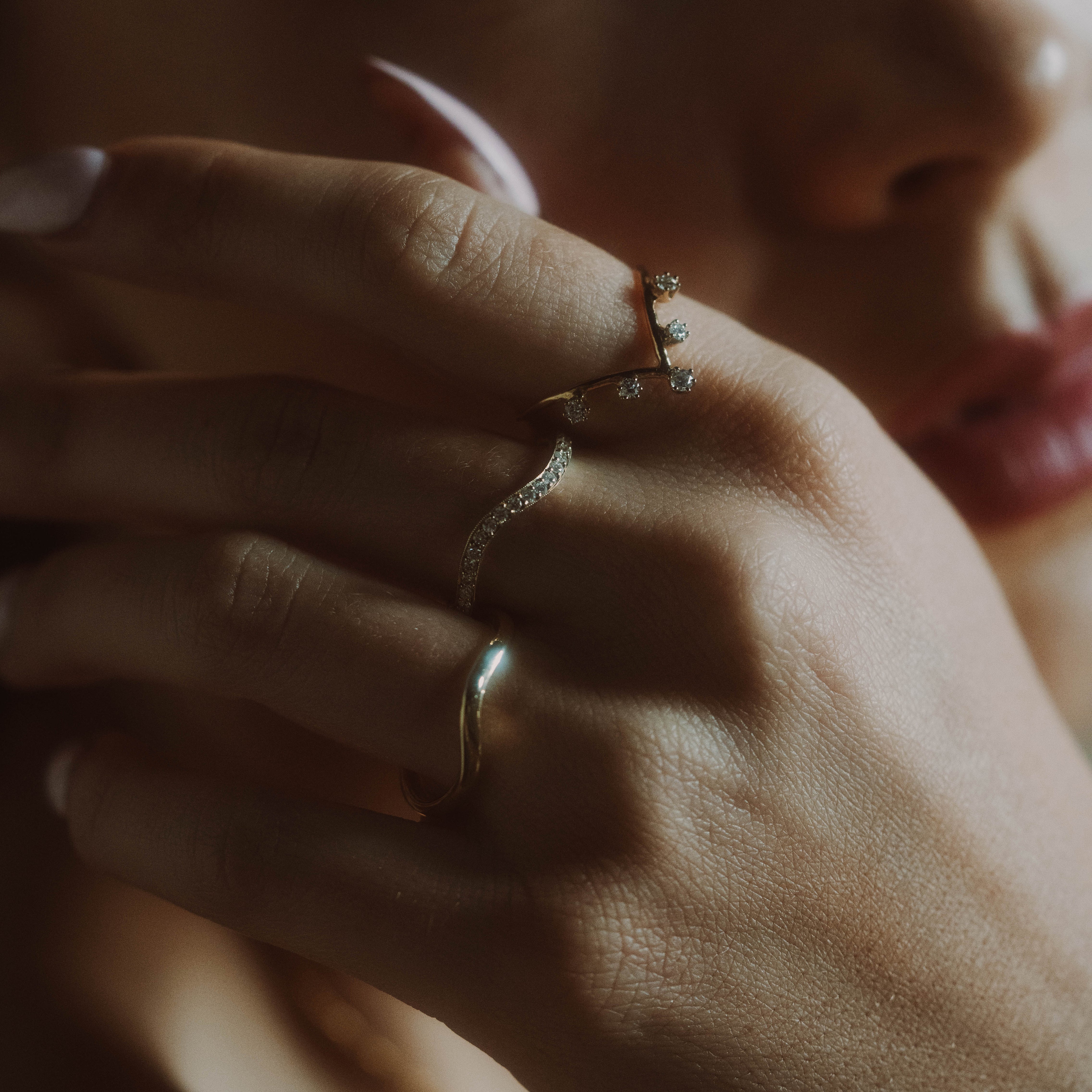 14k Low Tide Curved Band with Diamonds-Koogrl