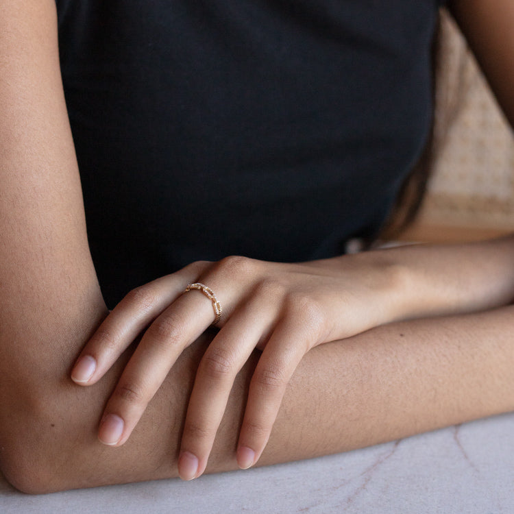 Solid Gold White Sapphire Chunky Chain Link Ring-Koogrl