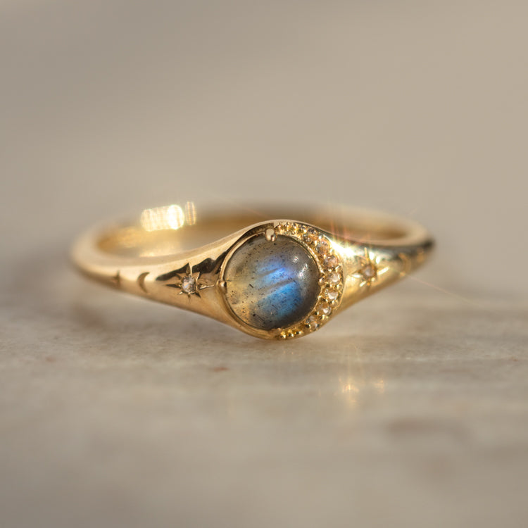 Solid Gold Lunar Labradorite Signet Ring-Koogrl