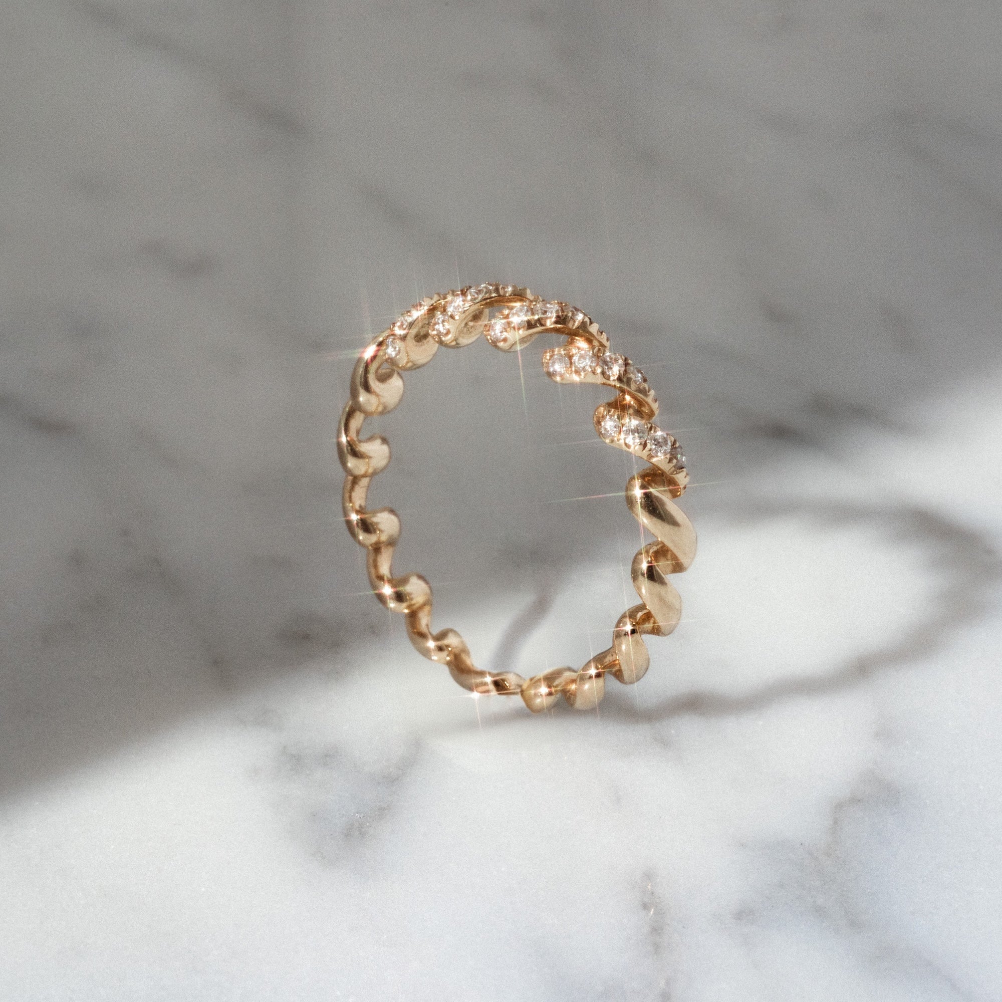 14k Fated Twist Diamond Ring-Koogrl