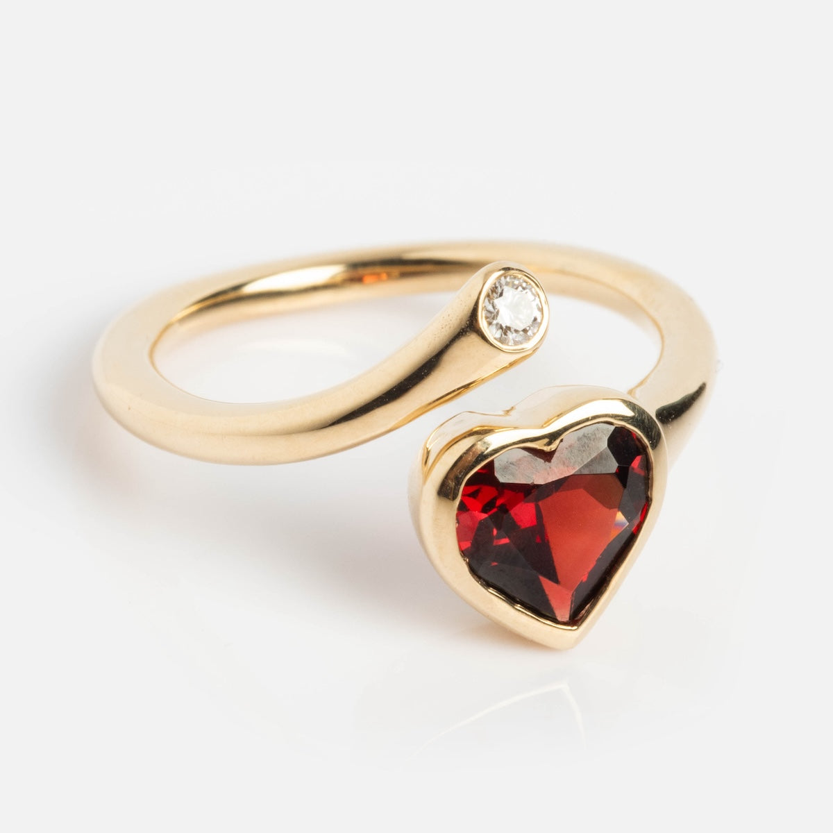 Heart Garnet and Diamond Twist Ring-Koogrl