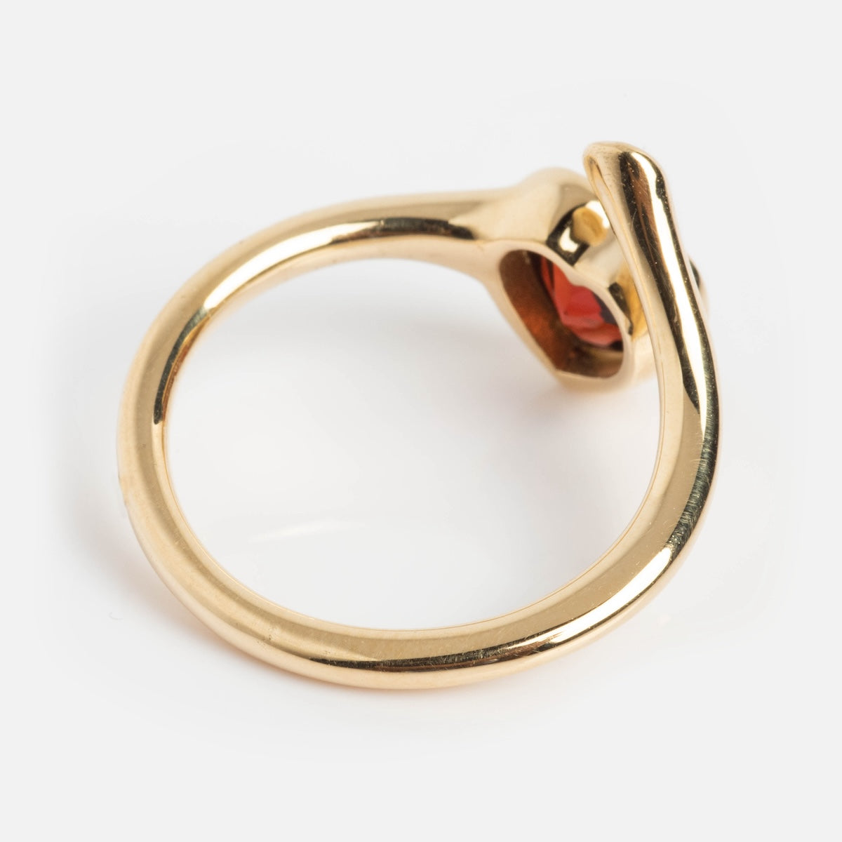 Heart Garnet and Diamond Twist Ring-Koogrl