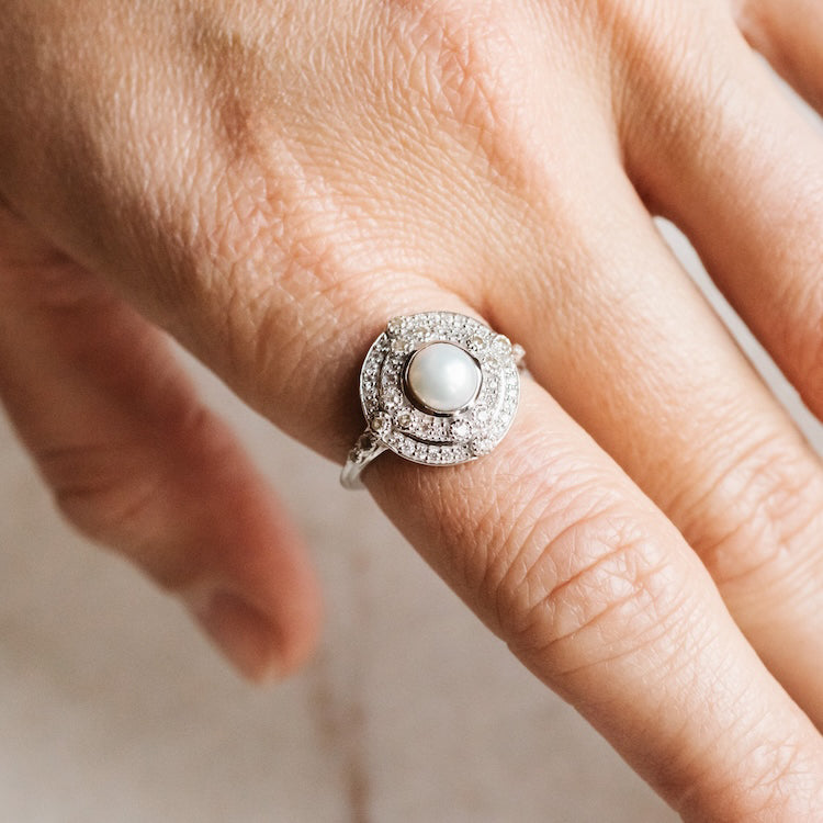 Celestial Pearl Vintage Ring-Koogrl