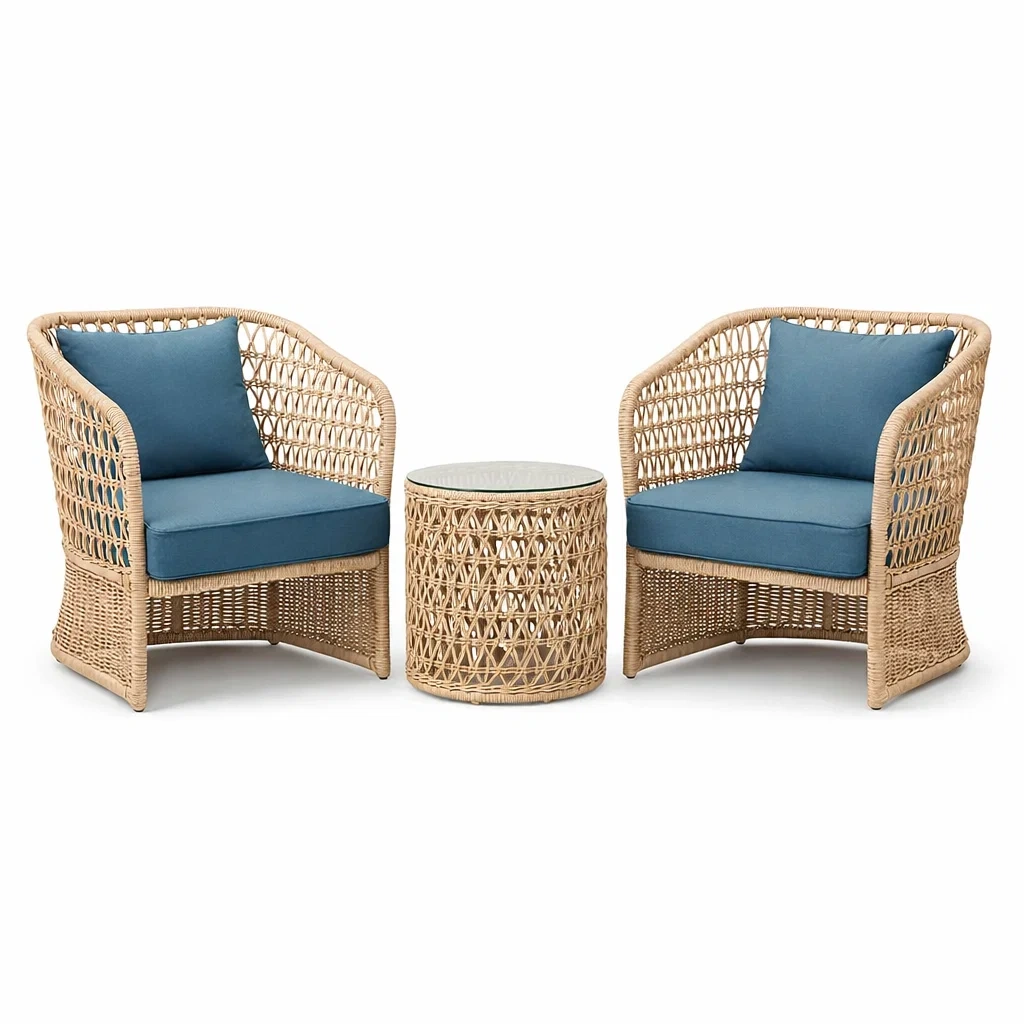 Ensemble de détente en rotin avec coussins bleus et table en verre-homevillae