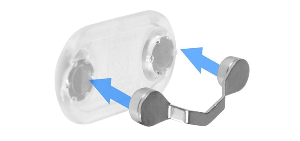 Steps to use clip on clothes