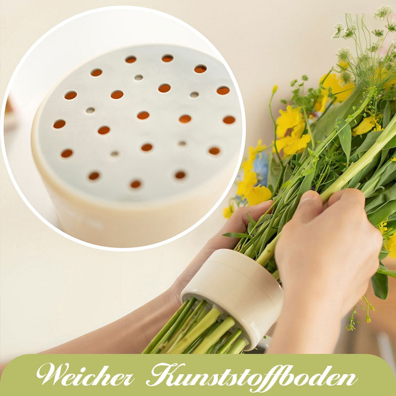🌸 Hver gang et perfekt blomsterarrangement – spiralholderen holder stilkene præcis, hvor du vil have dem! 🌀