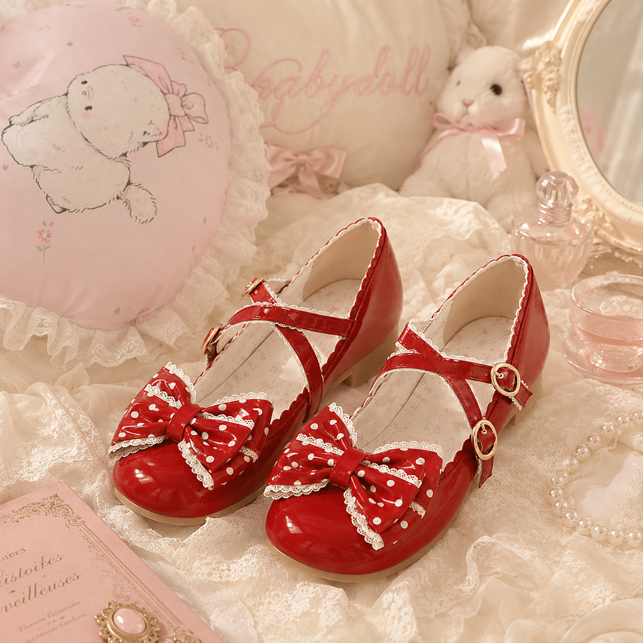 Kitty's Secret | Cat Paw Lace-Sole Mary Jane Flats