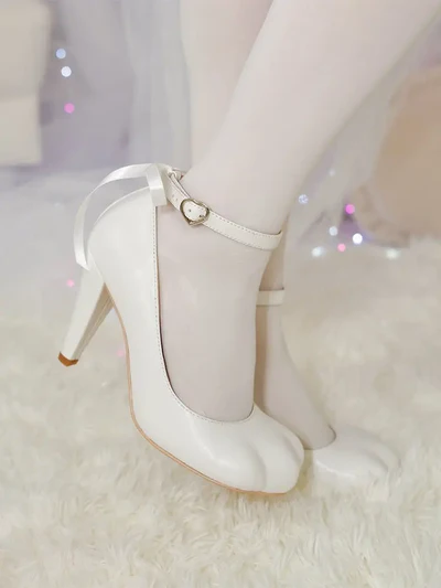 Cunning Kitten | 3D Paw-Toe High Heel Pumps