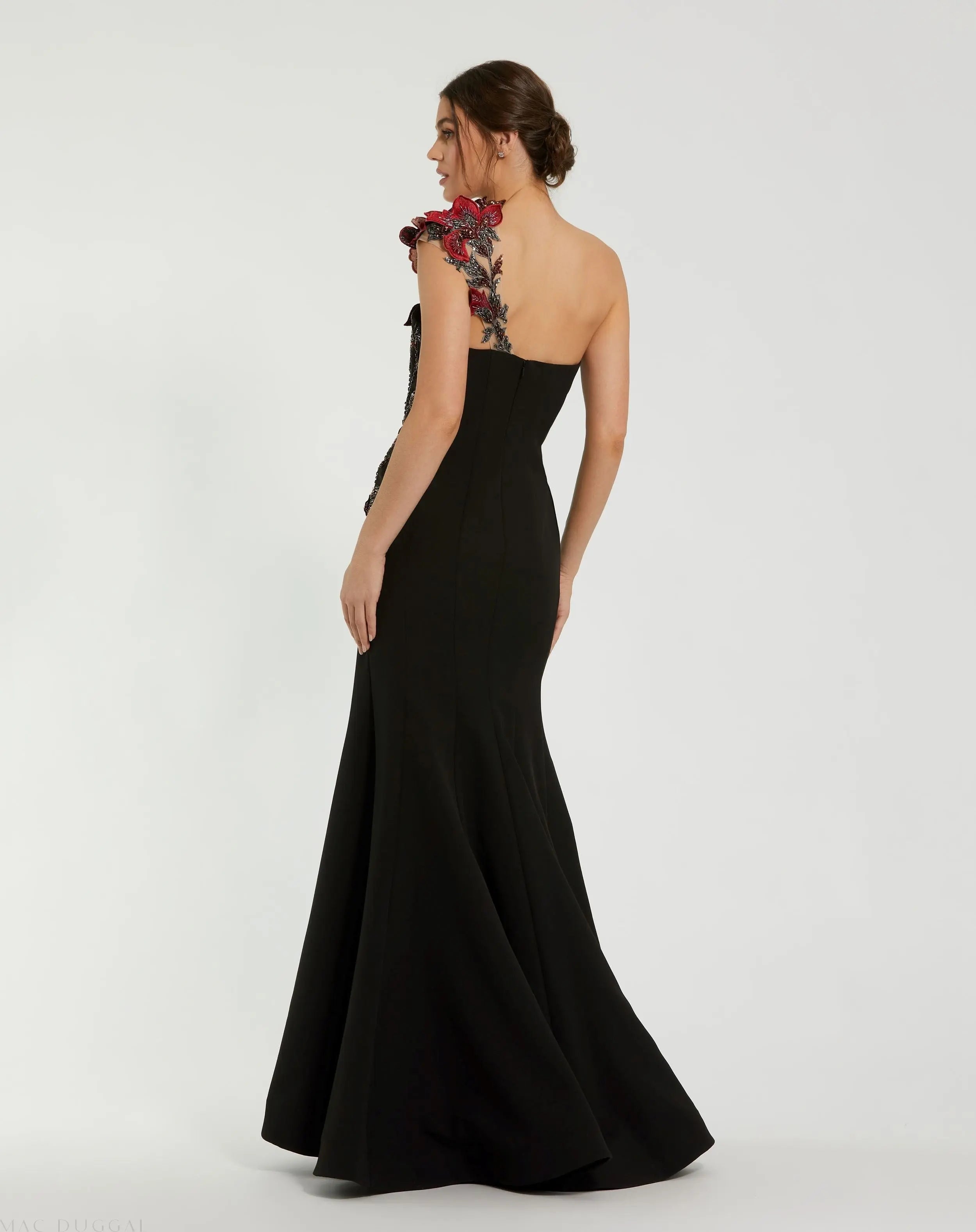 Black Off The Shoulder Embroidered Mermaid Gown-Myartka