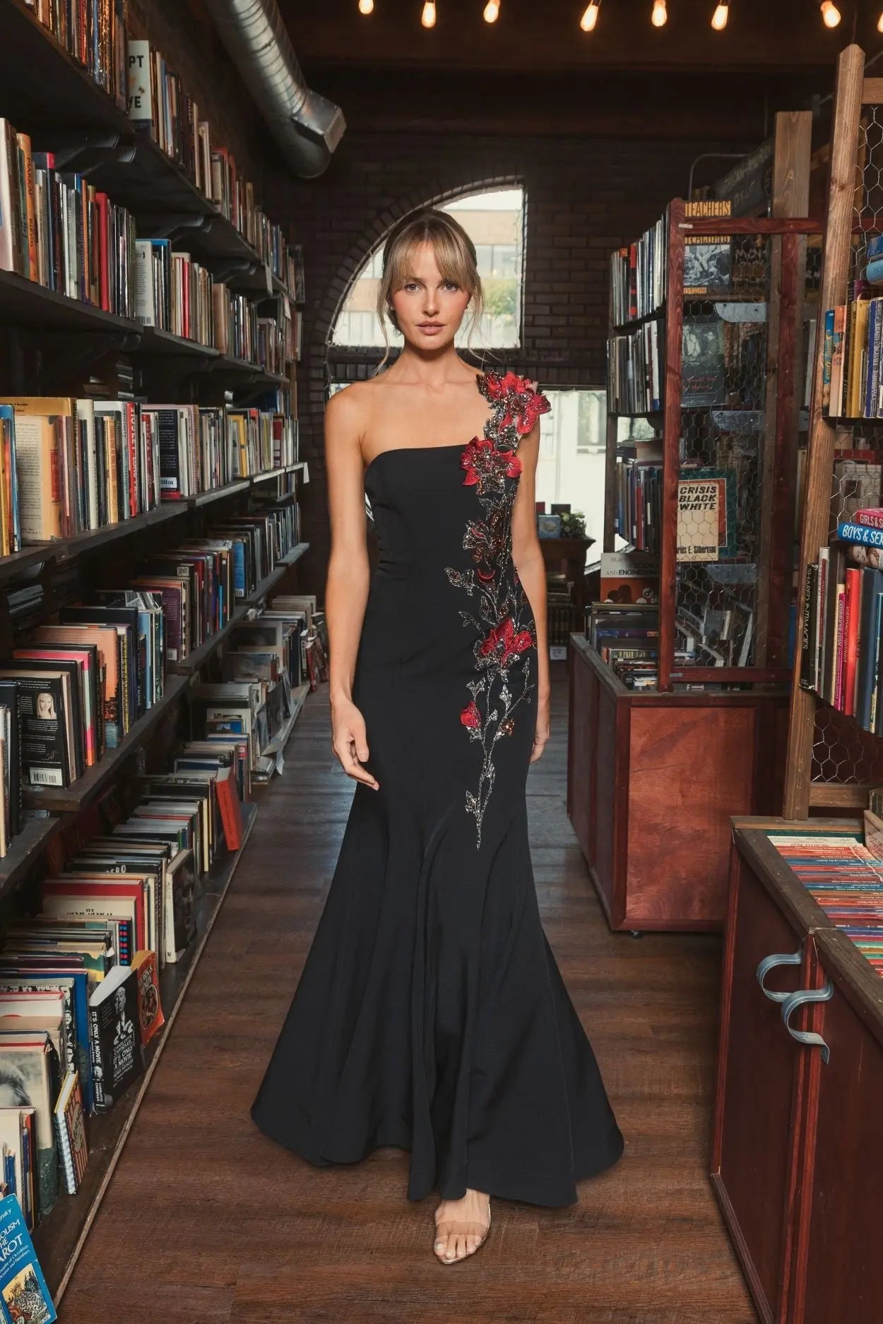 Black Off The Shoulder Embroidered Mermaid Gown-Myartka