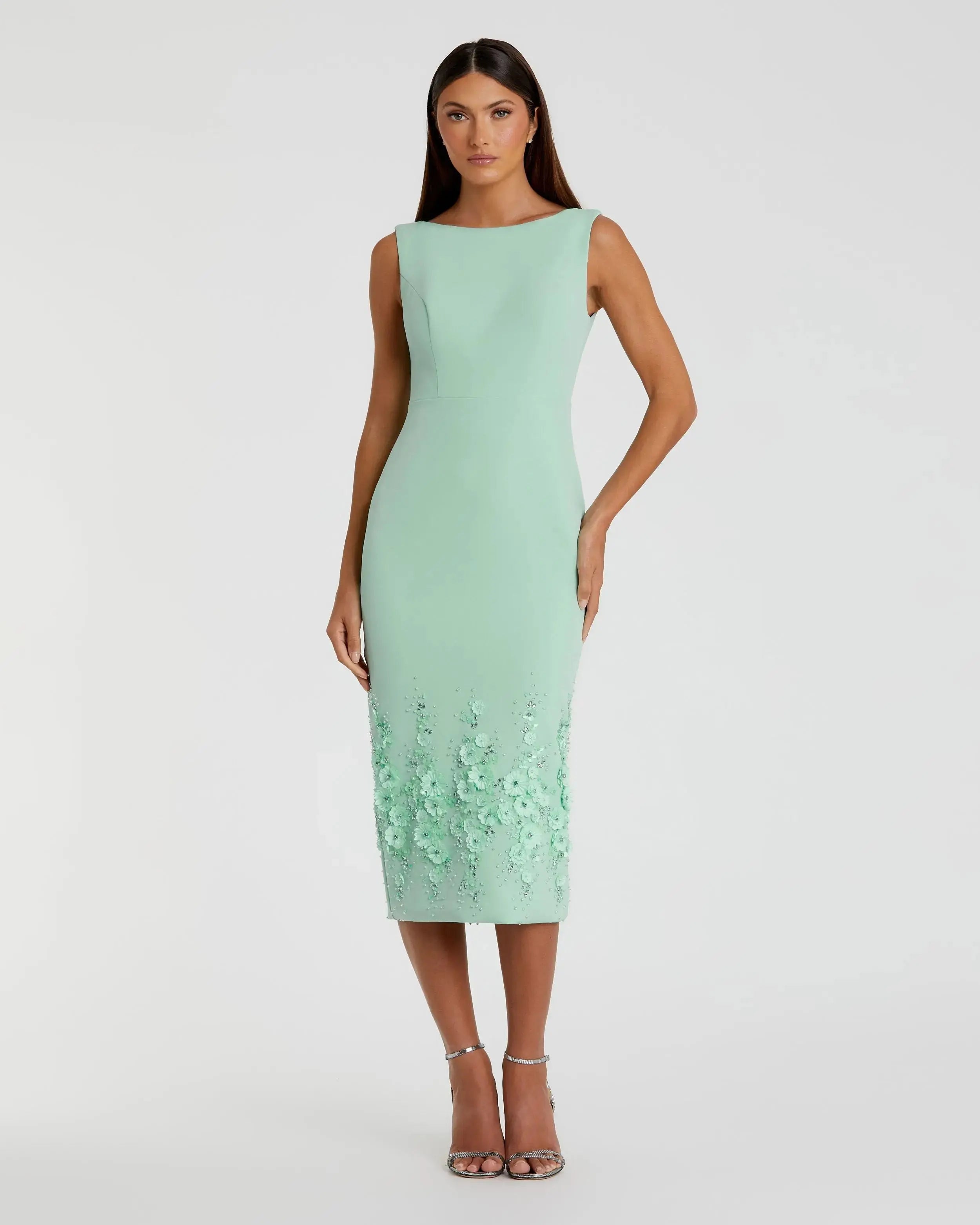 Green Crepe Sleeveless Midi Dress With Flower Beading-Myartka