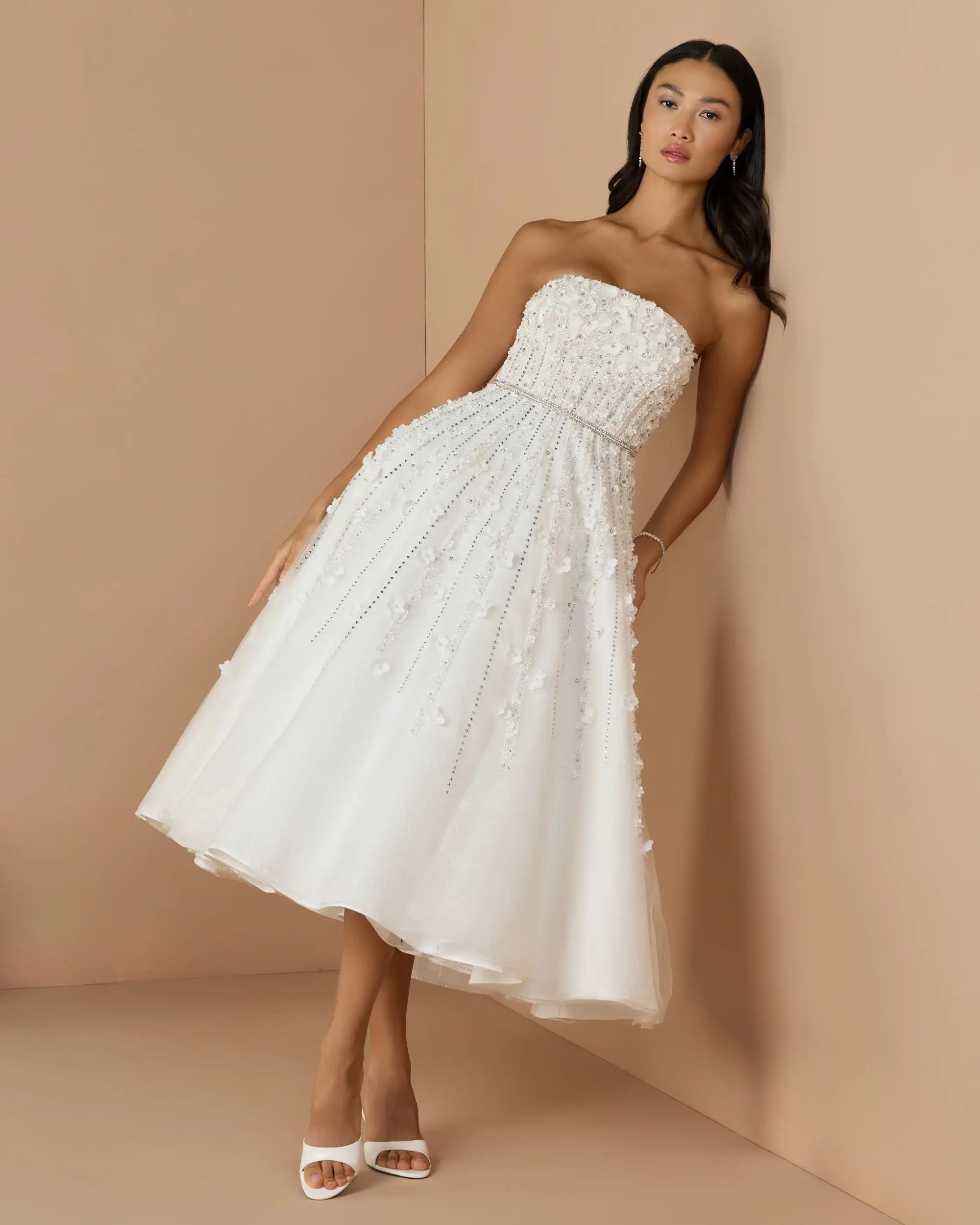 White Floral Embellished Strapless A-Line Midi Dress-Myartka