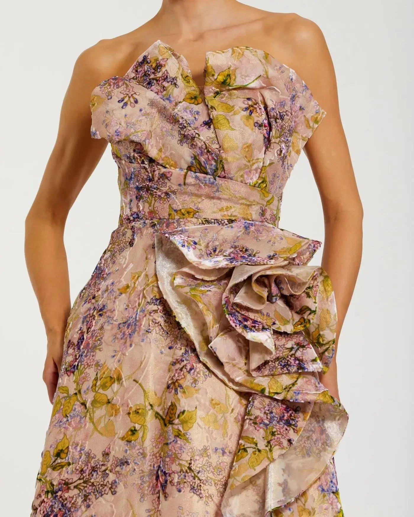 Pink Strapless Floral Ball Gown With Ruffle Detail-Myartka