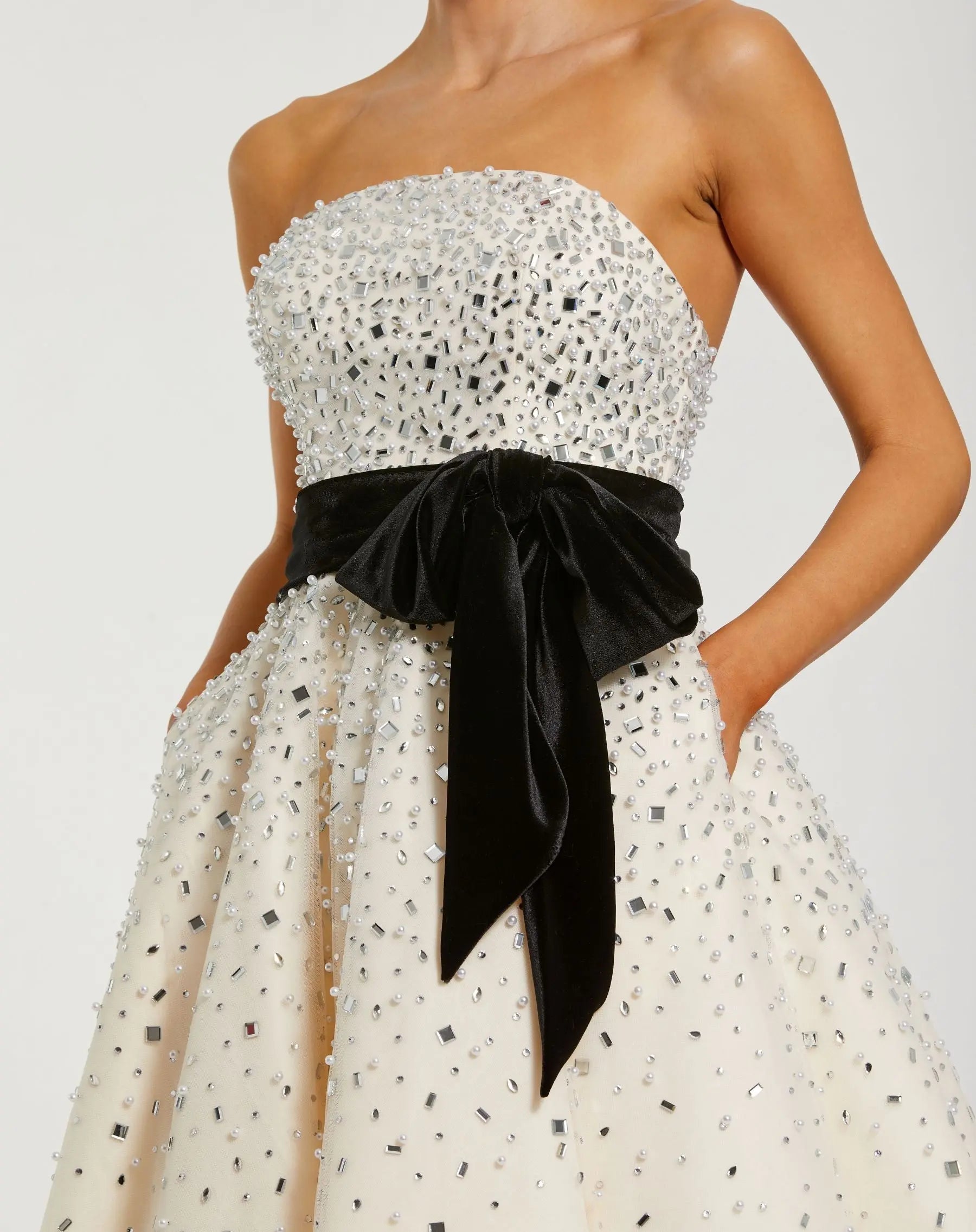 White Embellished Strapless Midi Dress with Velvet Bow-Myartka
