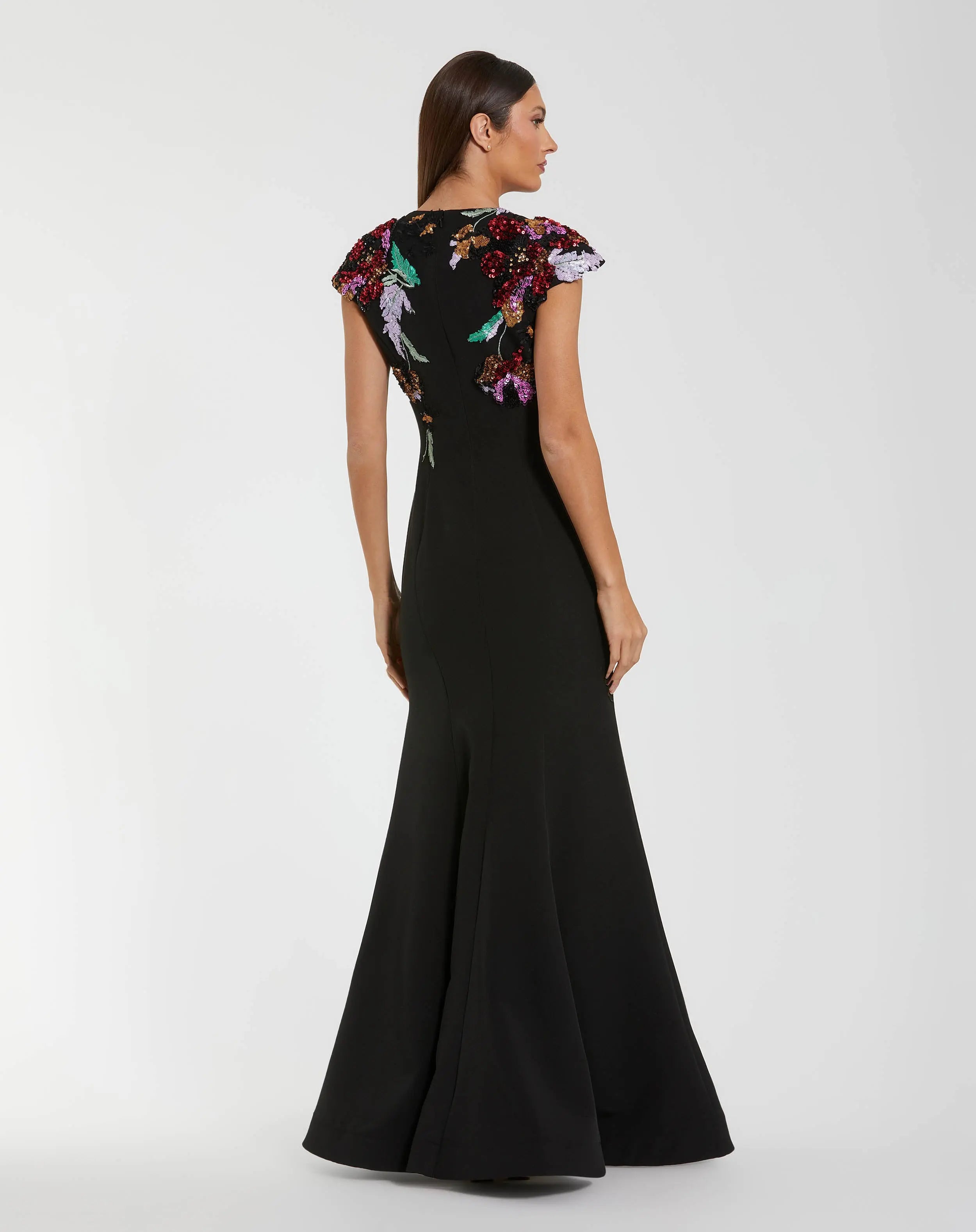 Black Floral Sequin Embellished Trumpet Gown-Myartka